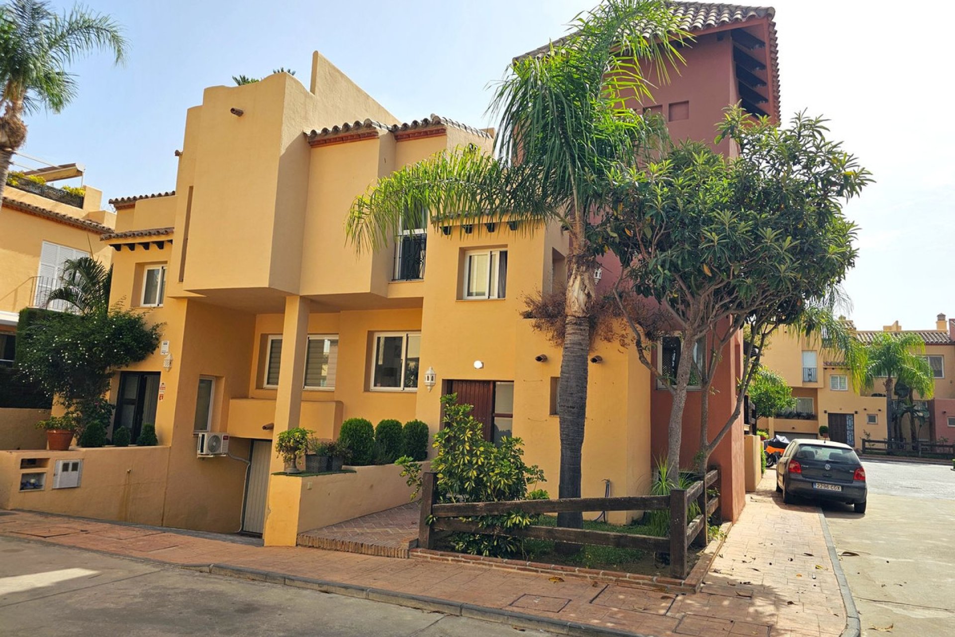 Reventa - House - Semi-Detached House - Marbella - Nueva Andalucia