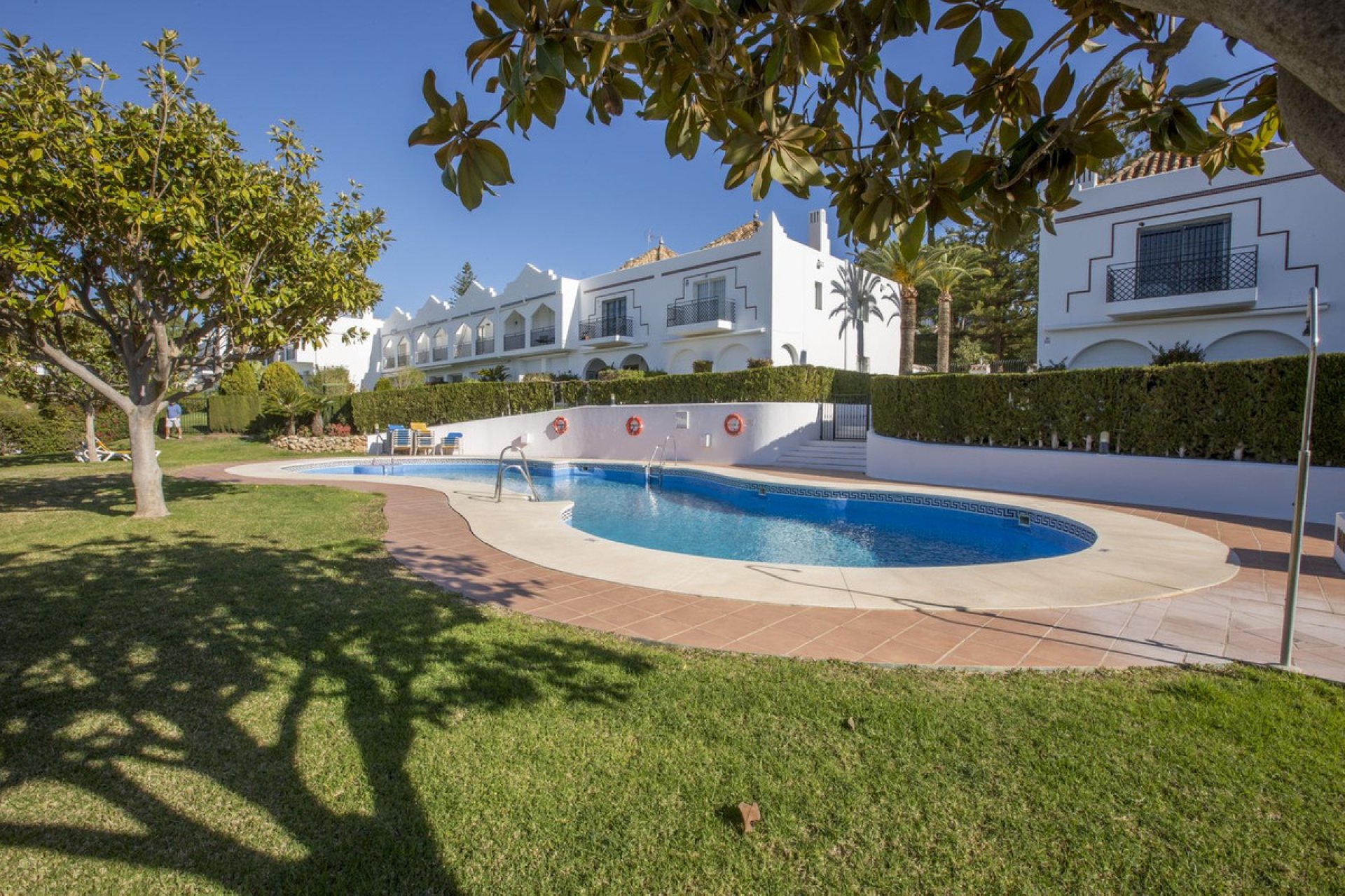 Reventa - House - Semi-Detached House - Marbella - Nueva Andalucia