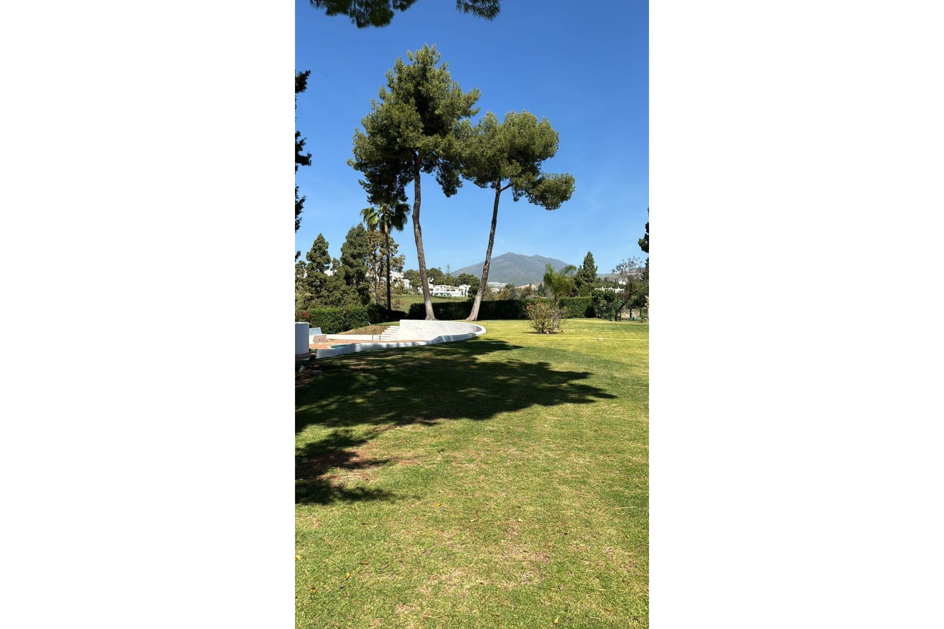 Reventa - House - Semi-Detached House - Marbella - Nueva Andalucia