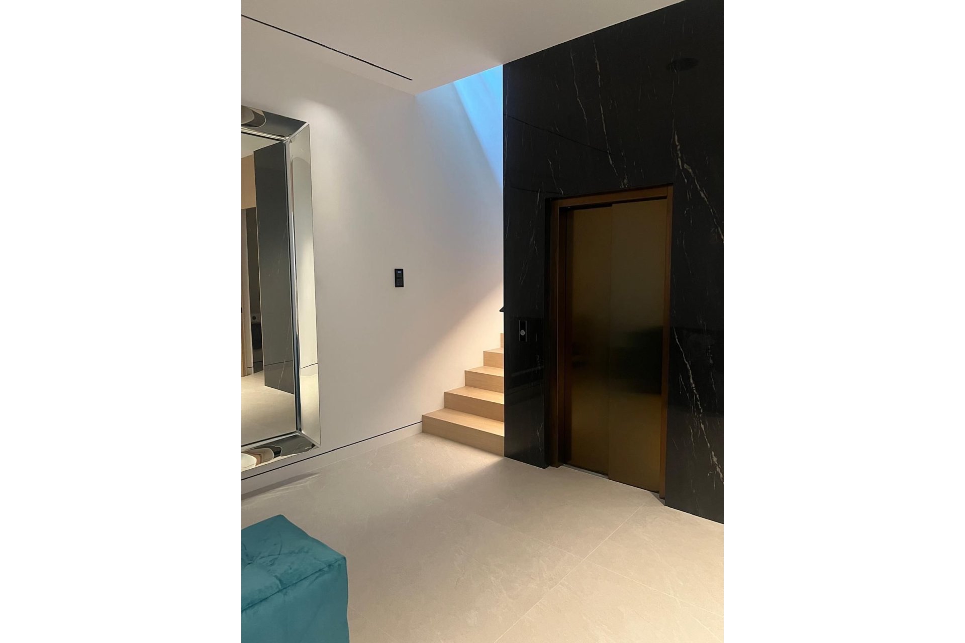 Reventa - House - Semi-Detached House - Marbella - Nueva Andalucia