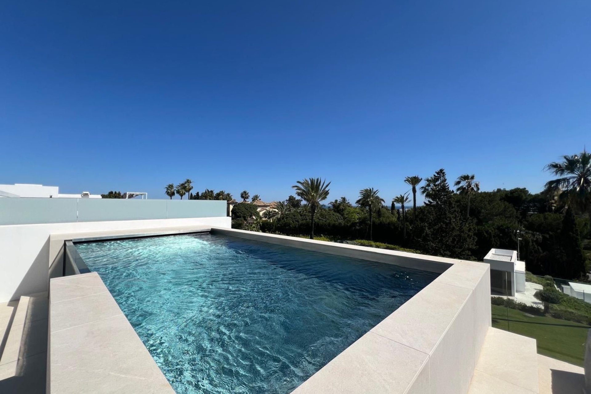 Reventa - House - Semi-Detached House - Marbella - Nueva Andalucia