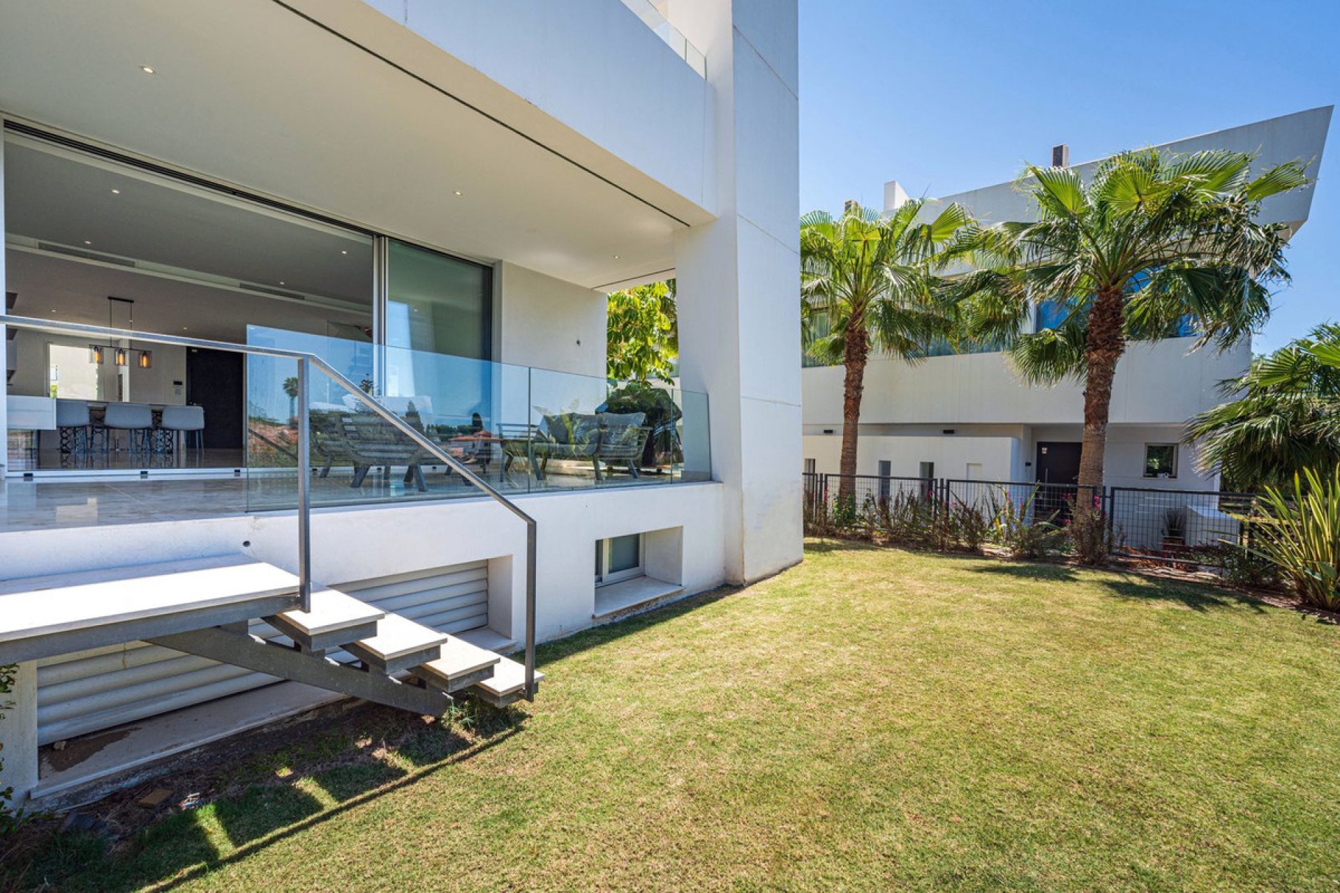 Reventa - House - Semi-Detached House - Marbella - Río Real