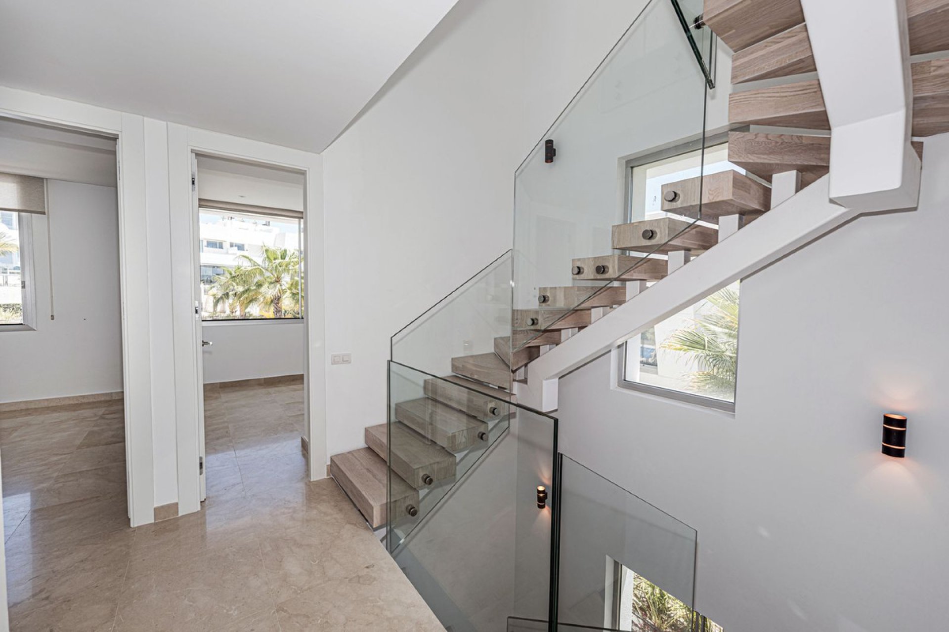 Reventa - House - Semi-Detached House - Marbella - Río Real