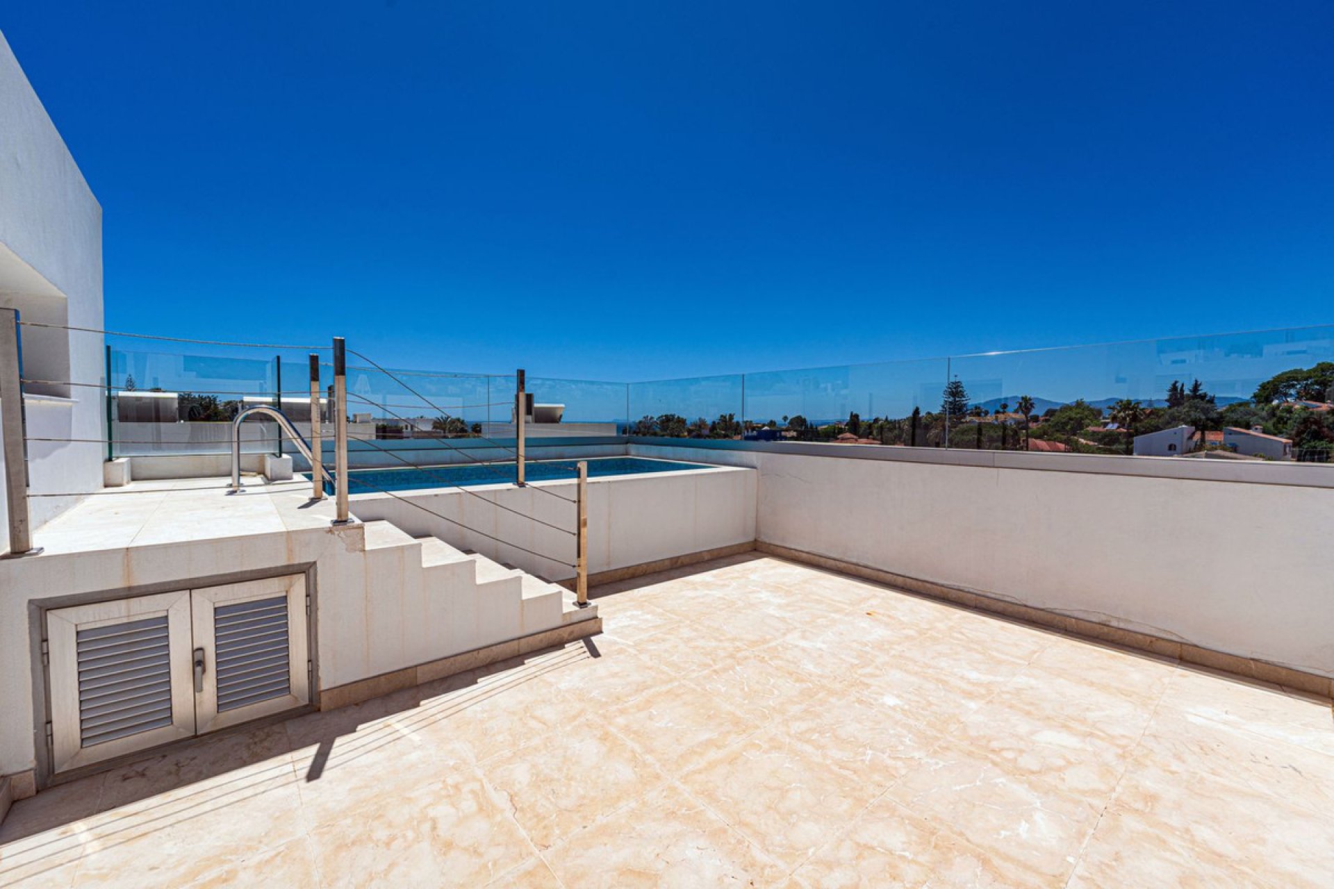 Reventa - House - Semi-Detached House - Marbella - Río Real