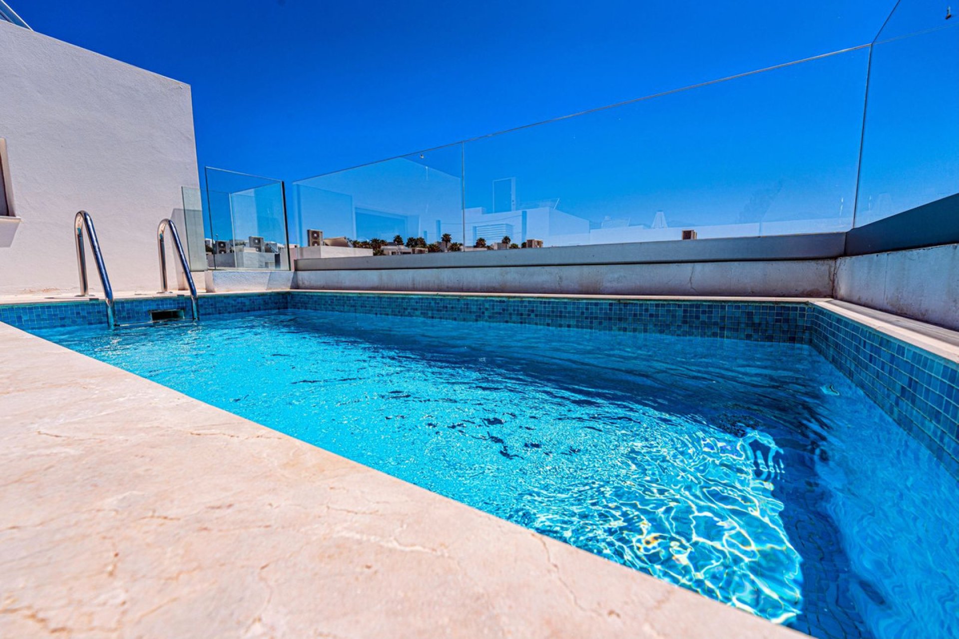 Reventa - House - Semi-Detached House - Marbella - Río Real