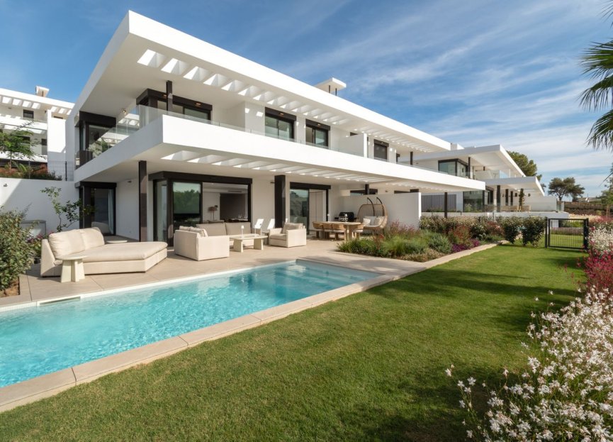 Reventa - House - Semi-Detached House - Marbella - Santa Clara