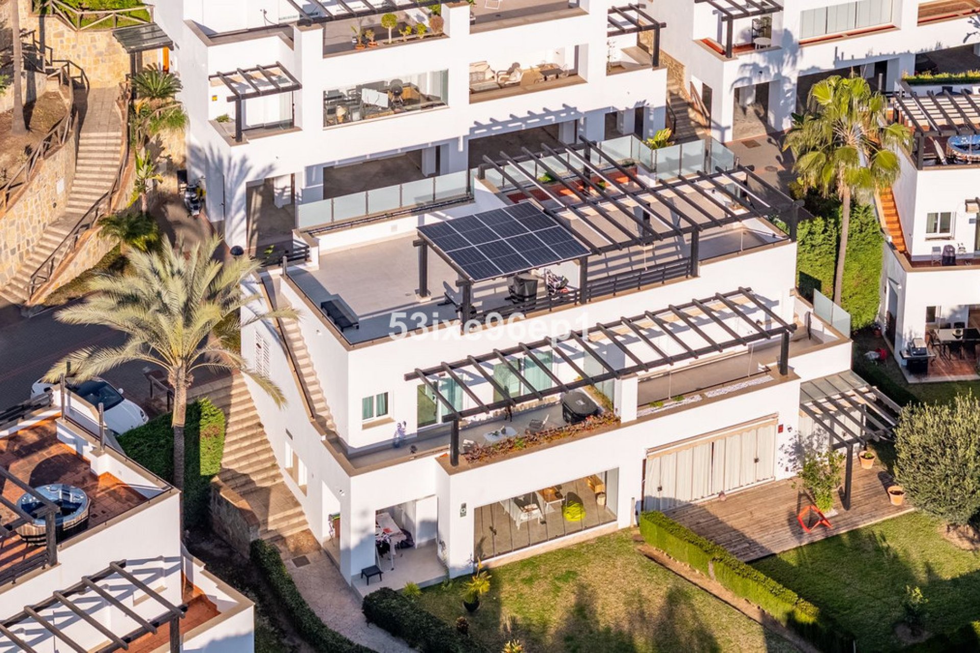 Reventa - House - Semi-Detached House - Marbella - Santa Clara