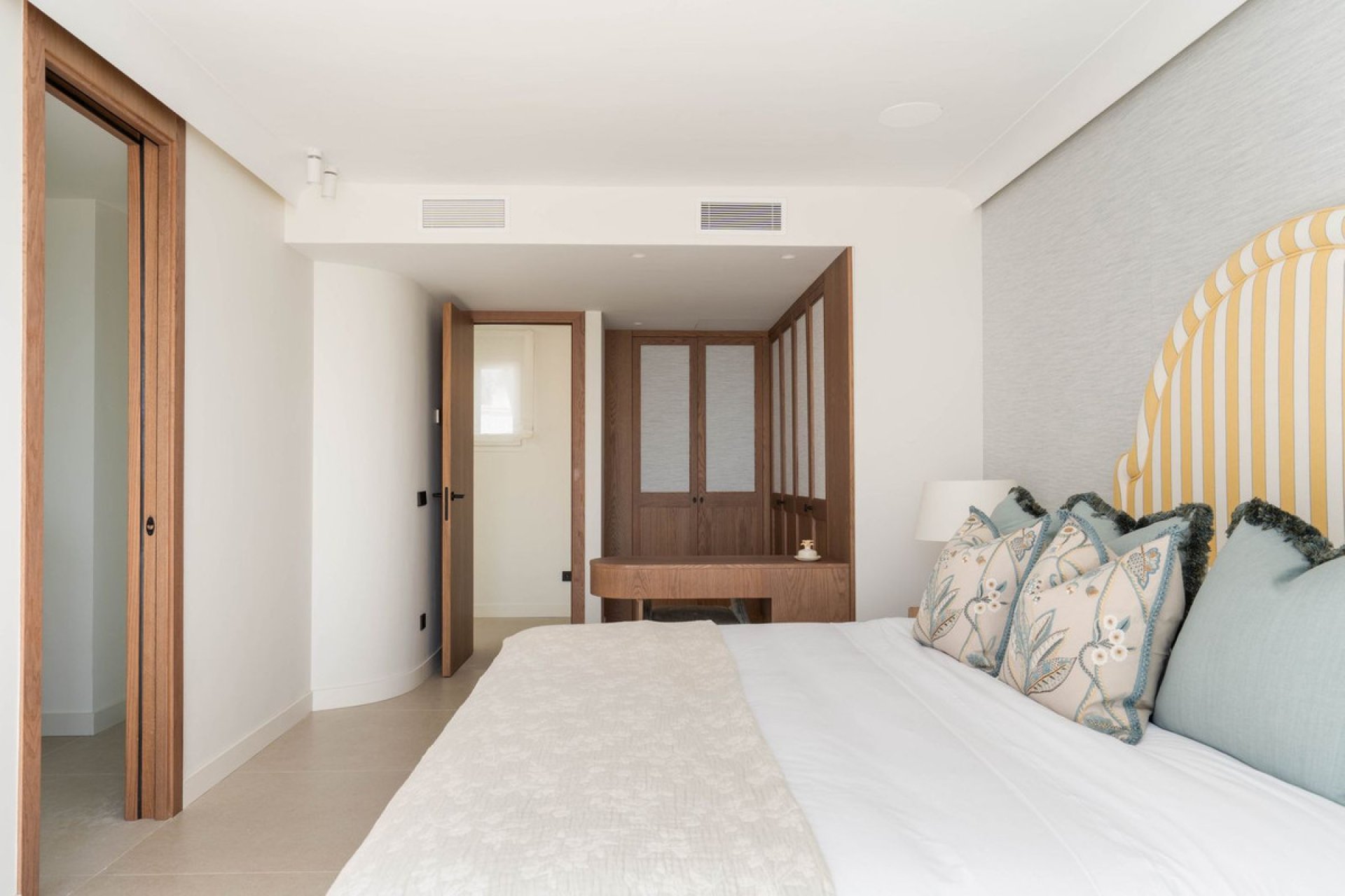 Reventa - House - Semi-Detached House - Marbella - The Golden Mile