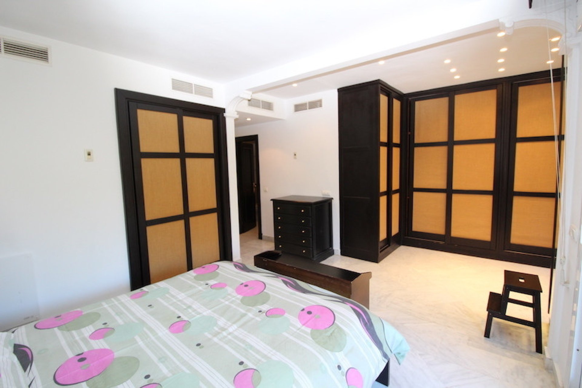 Reventa - House - Semi-Detached House - Marbella - The Golden Mile