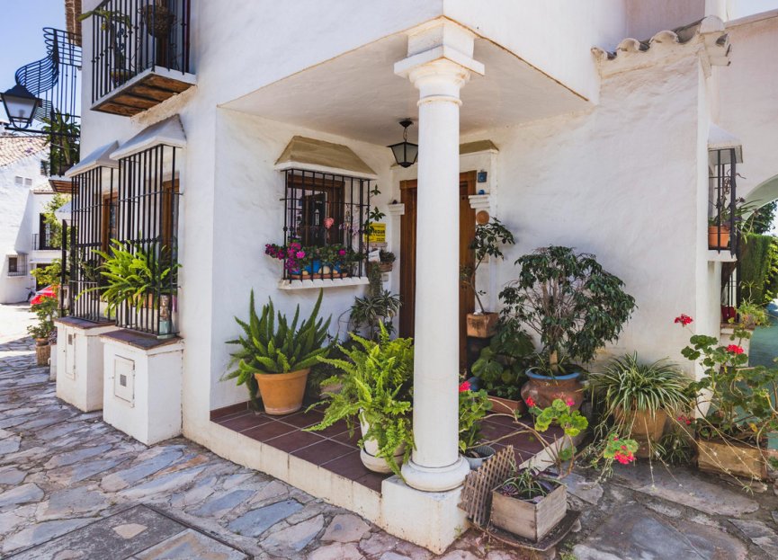 Reventa - House - Semi-Detached House - Marbella - The Golden Mile