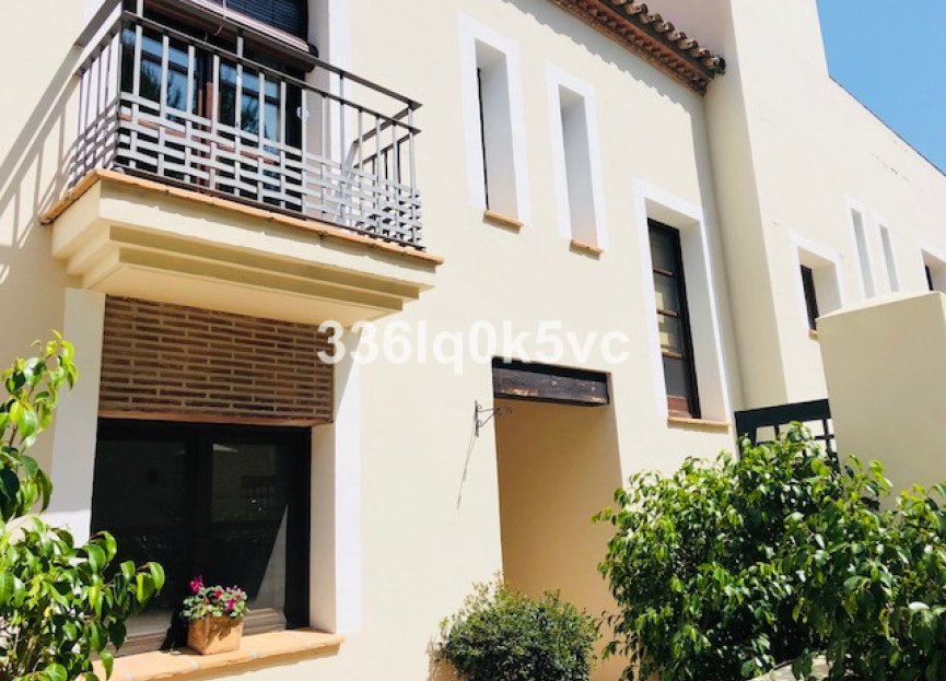 Reventa - House - Townhouse - Benahavís - Benahavís Centro