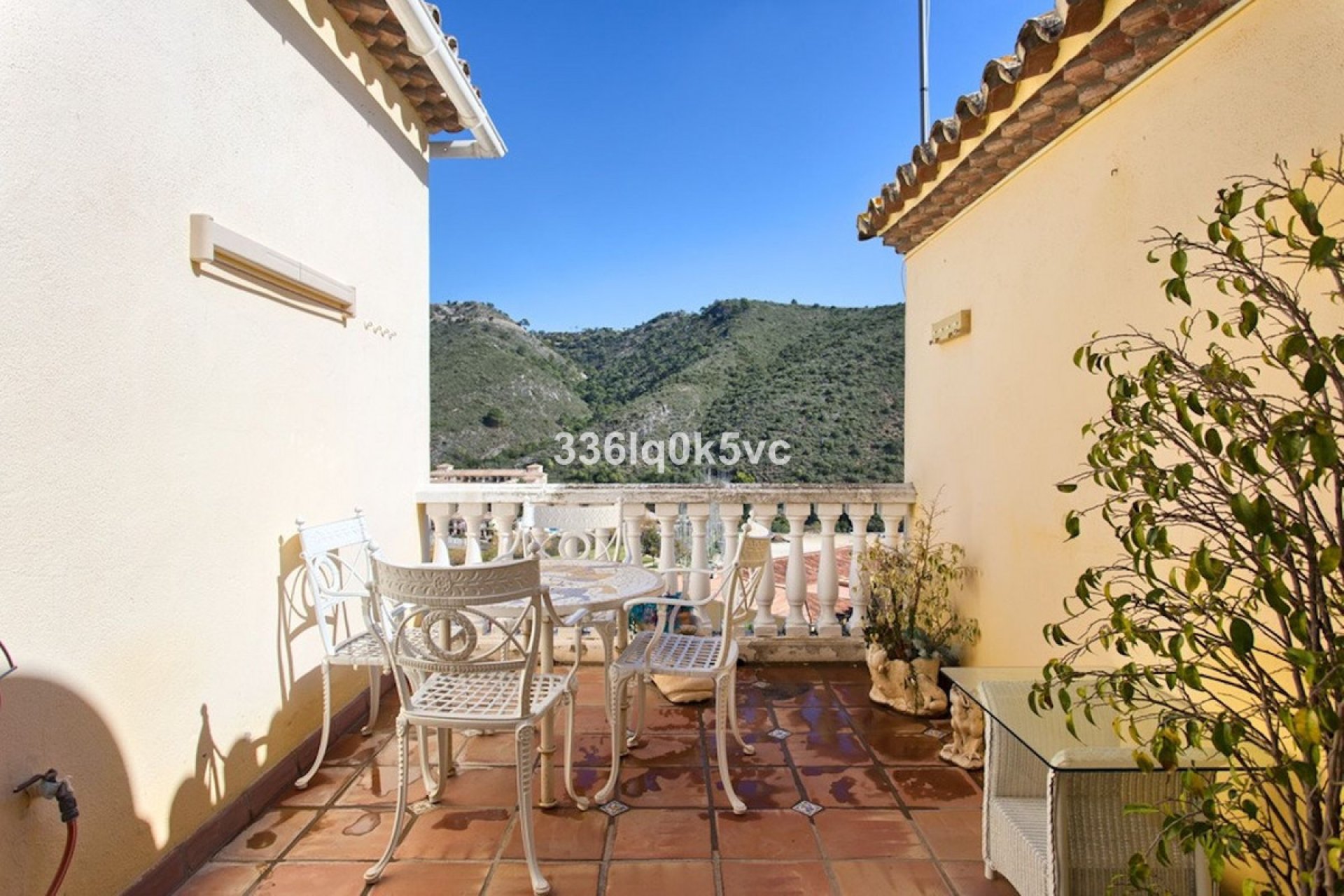 Reventa - House - Townhouse - Benahavís - Benahavís Centro