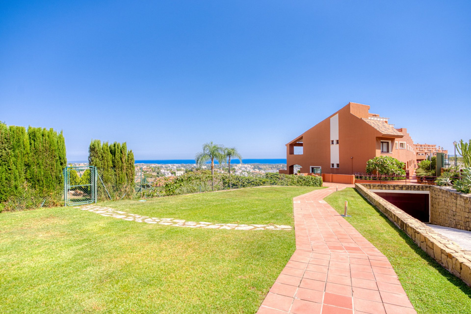 Reventa - House - Townhouse - Benahavís - Benahavís Centro