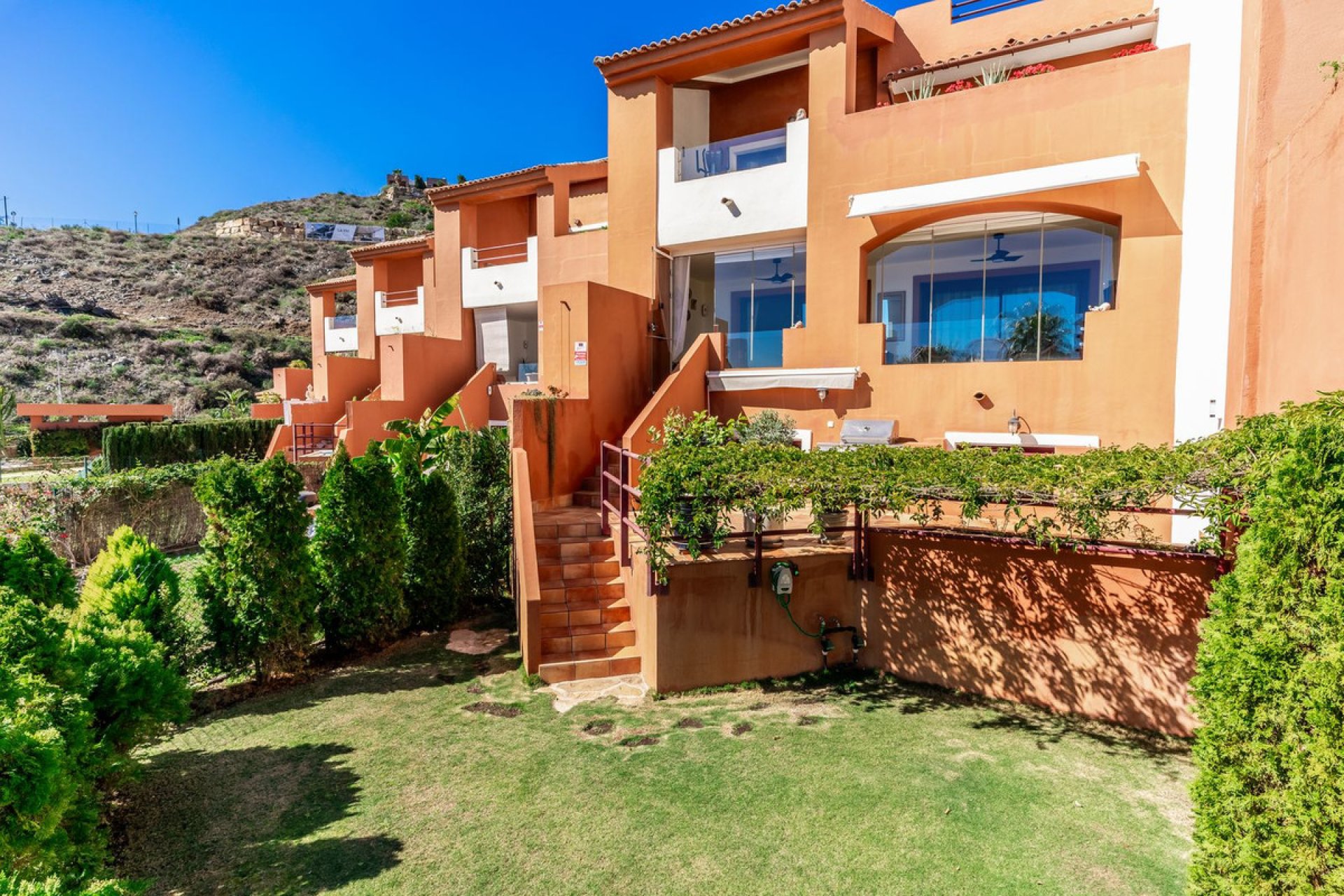 Reventa - House - Townhouse - Benahavís - Benahavís Centro