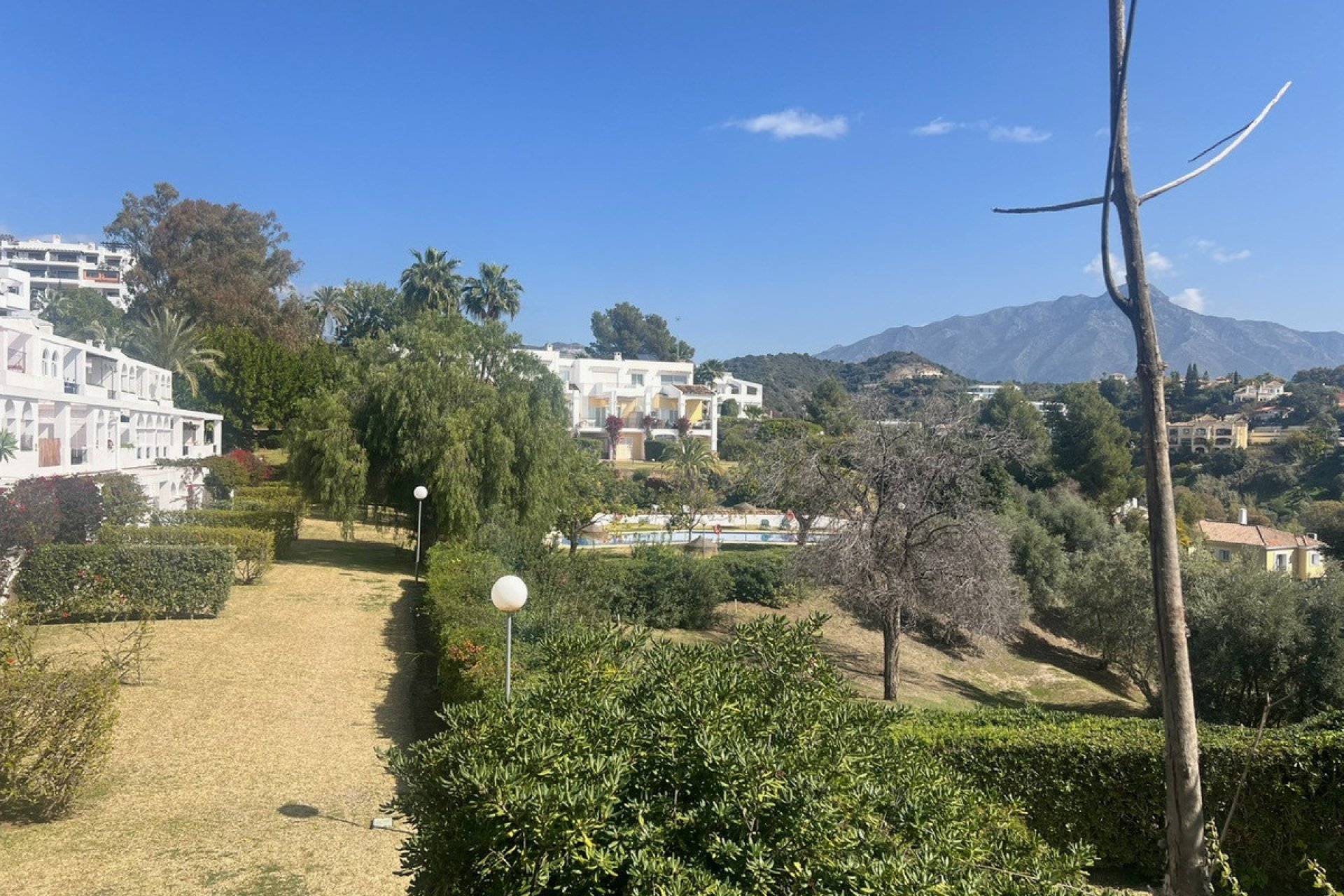 Reventa - House - Townhouse - Benahavís - Benahavís Centro