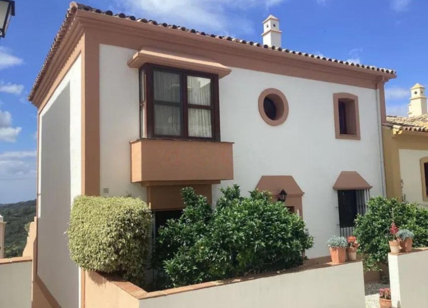 Reventa - House - Townhouse - Benahavís - Benahavís Centro