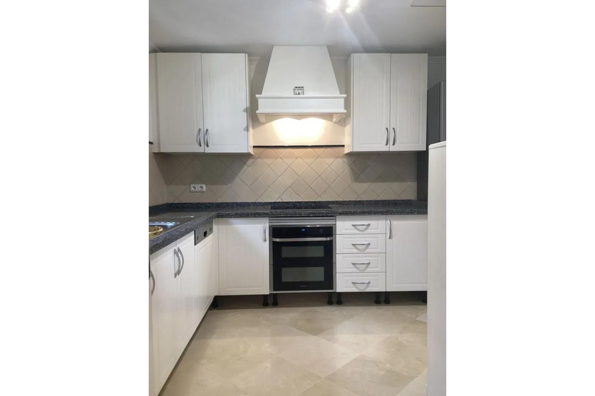 Reventa - House - Townhouse - Benahavís - Benahavís Centro