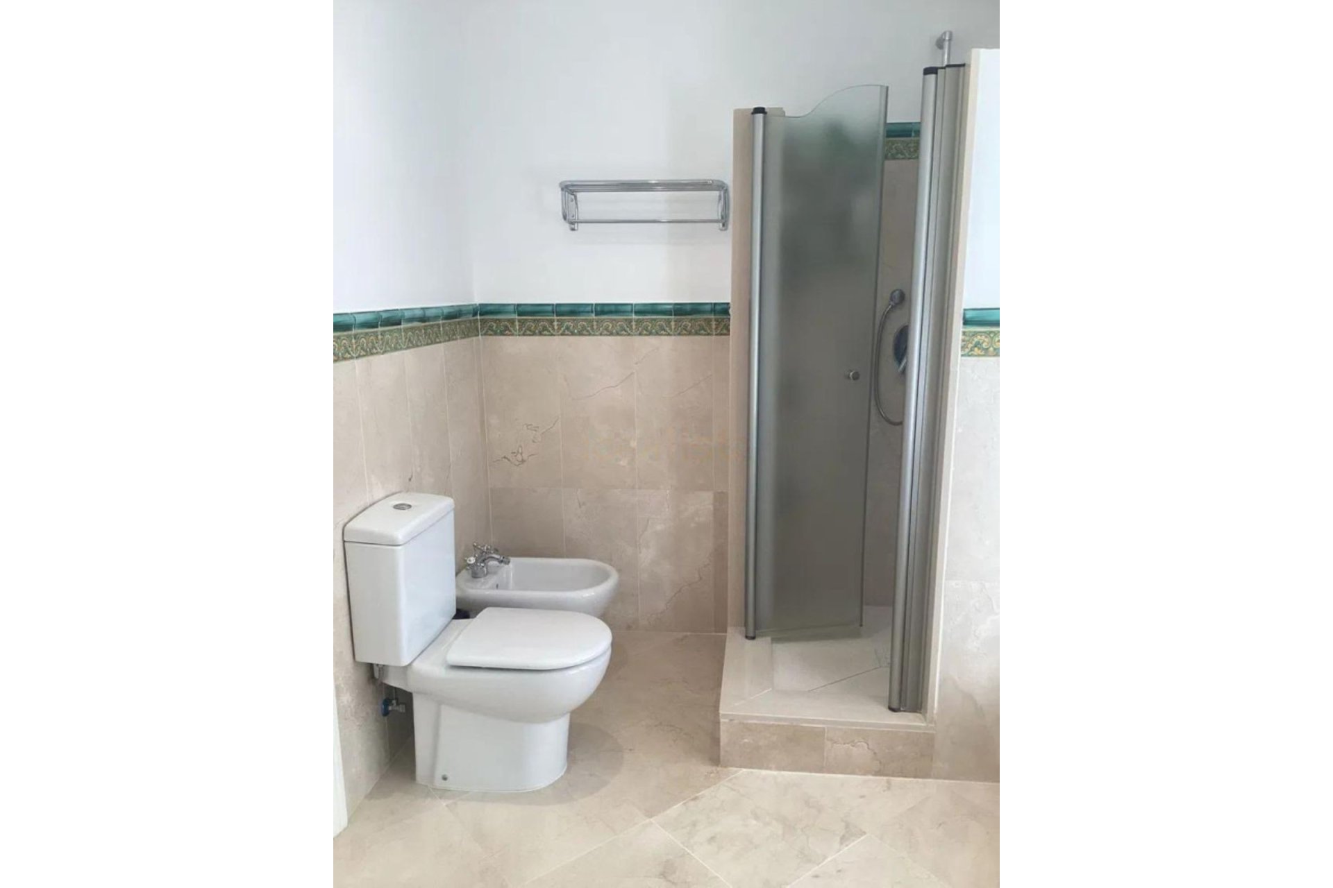 Reventa - House - Townhouse - Benahavís - Benahavís Centro