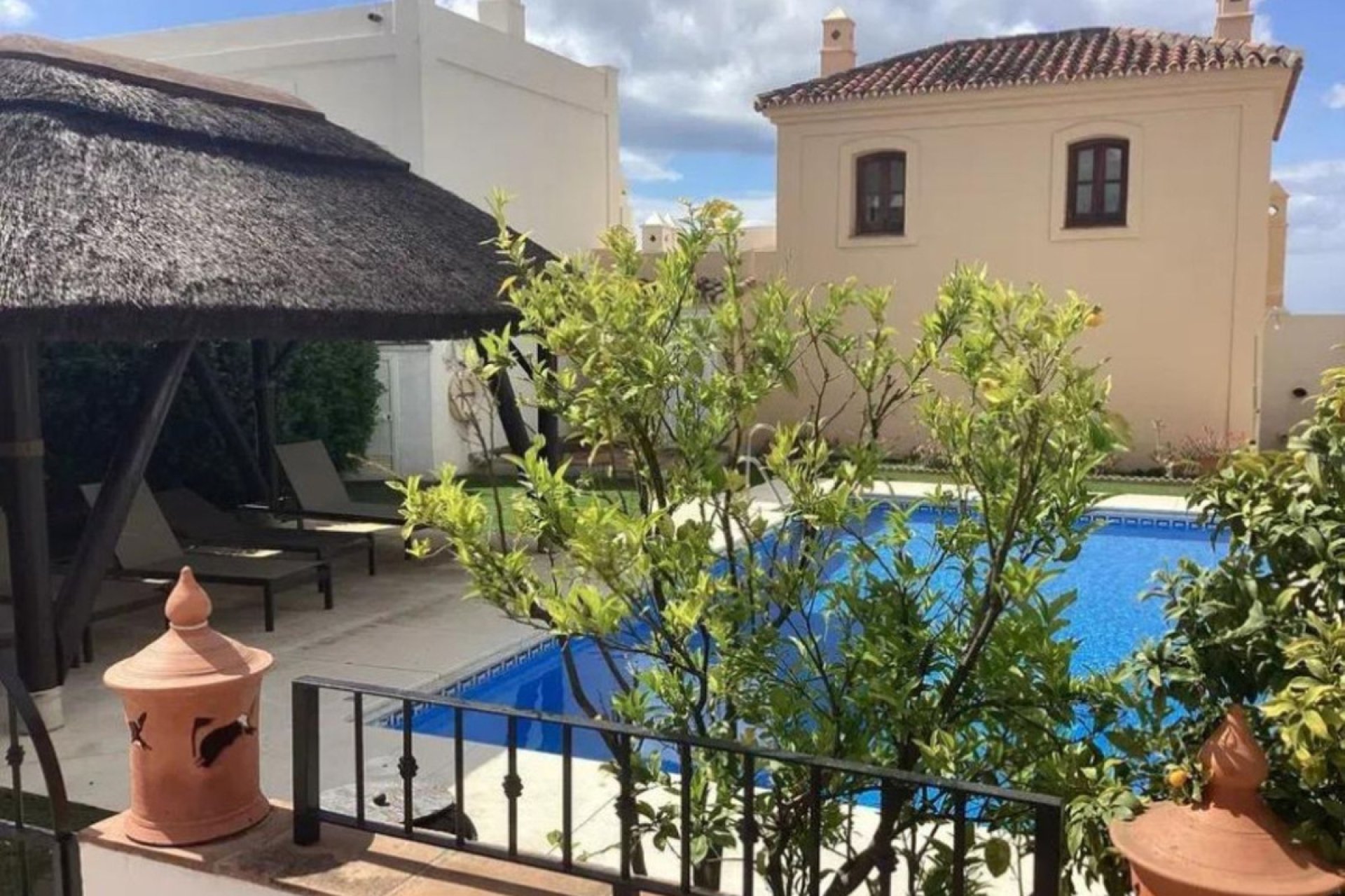Reventa - House - Townhouse - Benahavís - Benahavís Centro