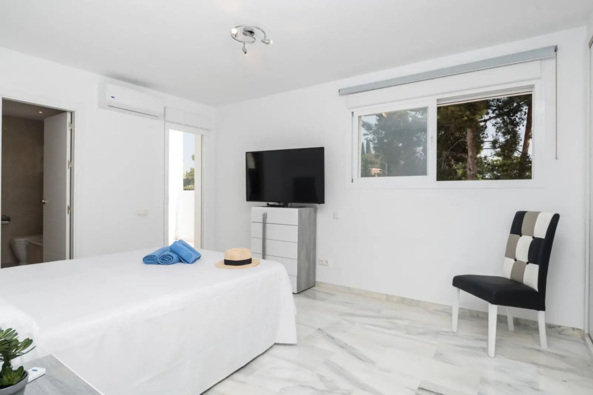 Reventa - House - Townhouse - Estepona - Atalaya