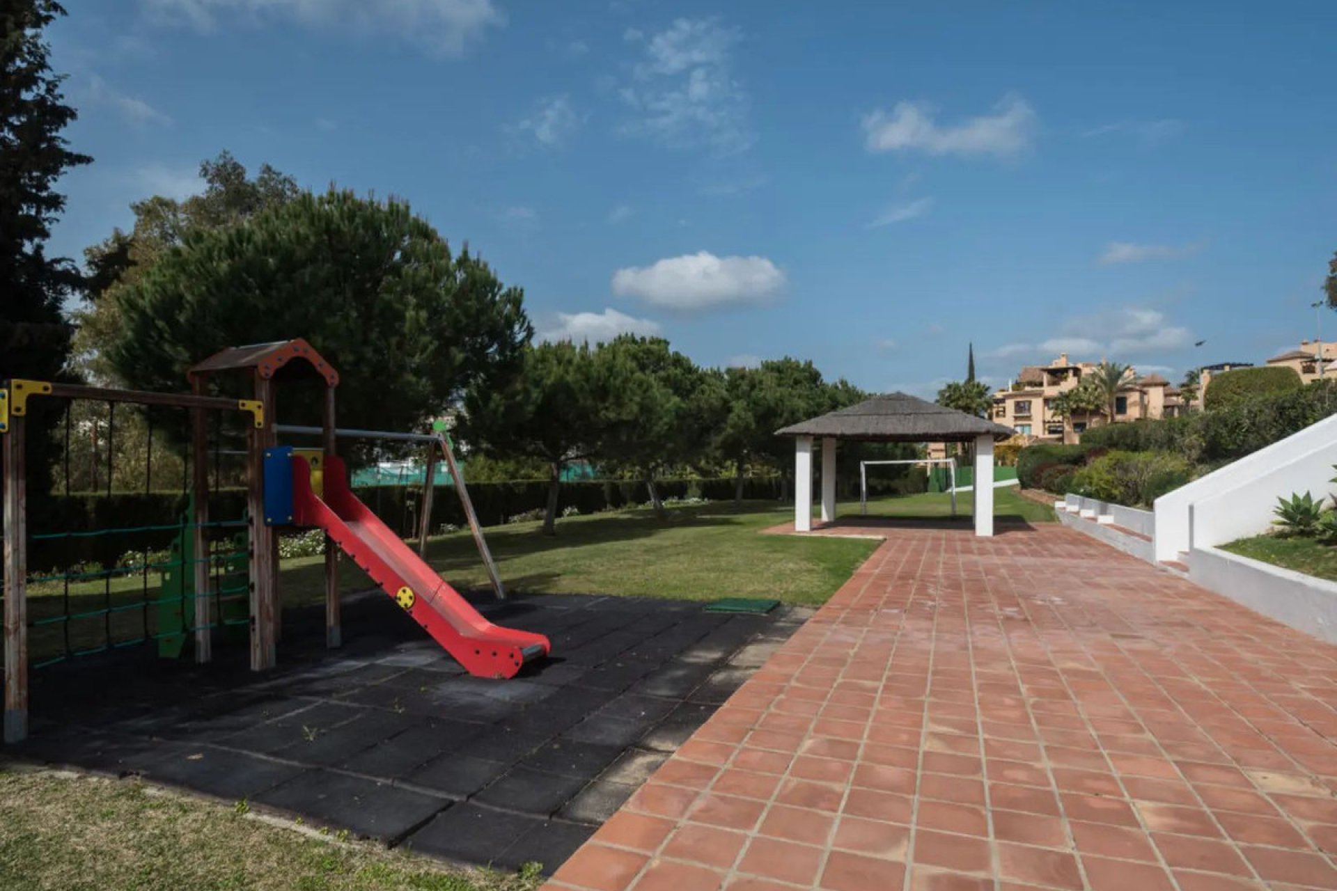 Reventa - House - Townhouse - Estepona - Atalaya