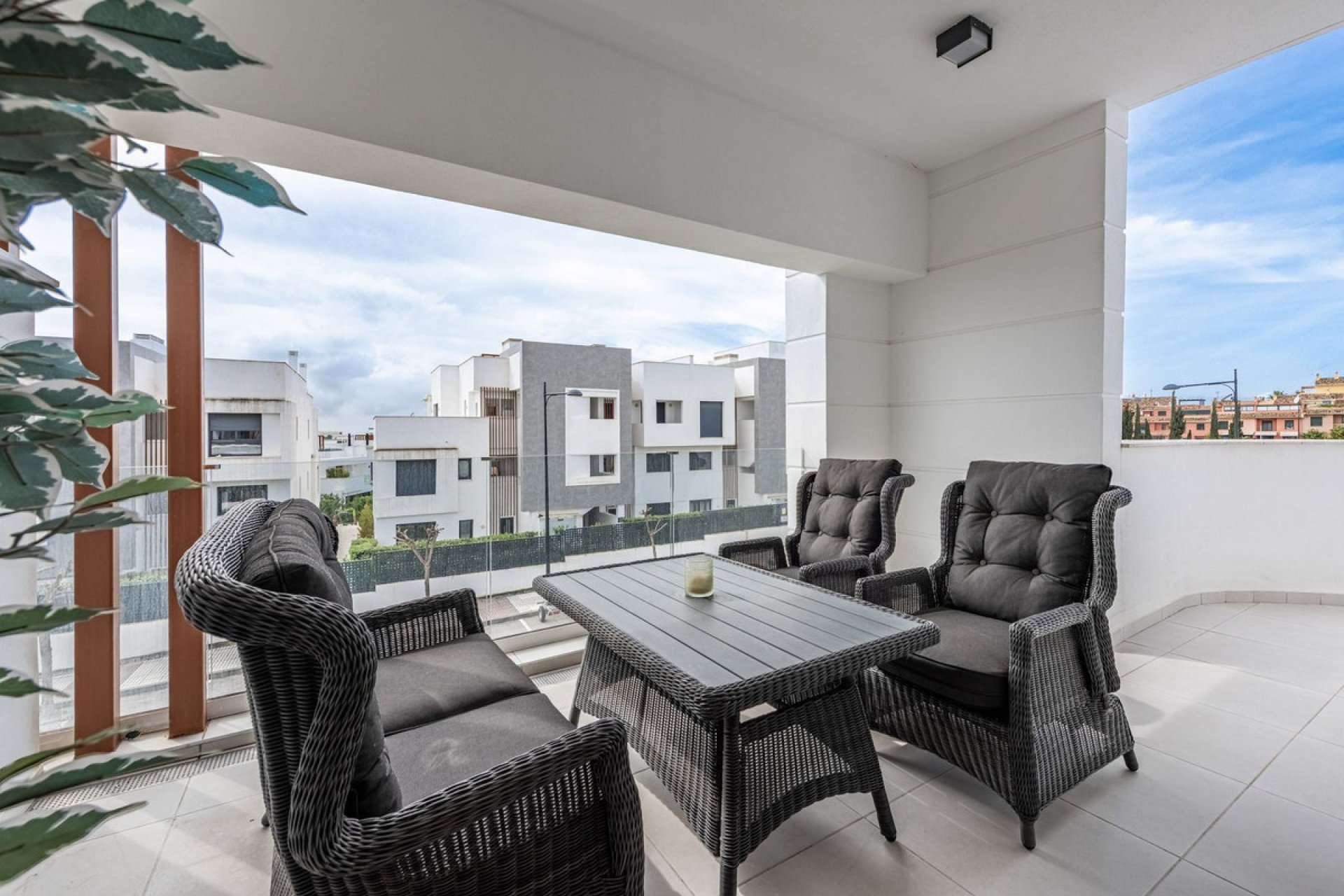 Reventa - House - Townhouse - Estepona - Bel Air