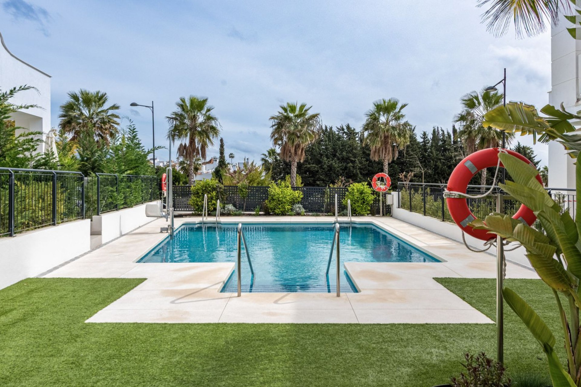 Reventa - House - Townhouse - Estepona - Bel Air