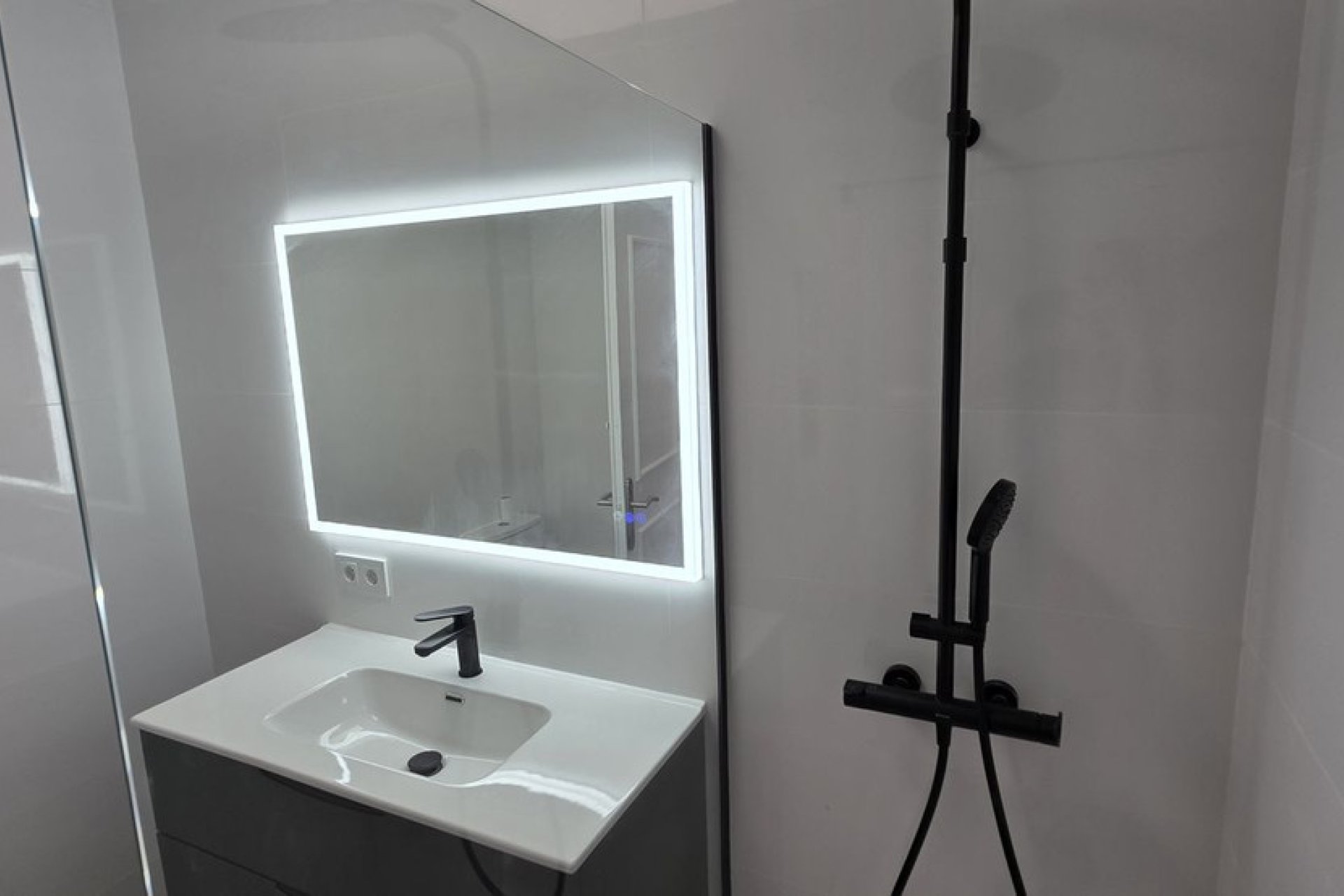 Reventa - House - Townhouse - Estepona - Benamara