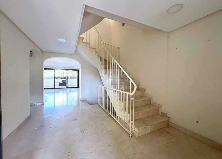 Reventa - House - Townhouse - Estepona - Benamara