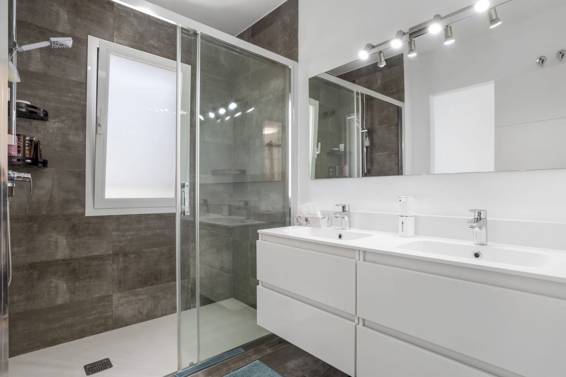 Reventa - House - Townhouse - Estepona - Estepona Centro