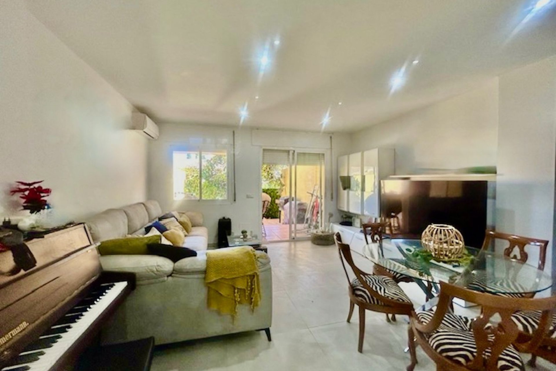 Reventa - House - Townhouse - Estepona - Estepona Centro