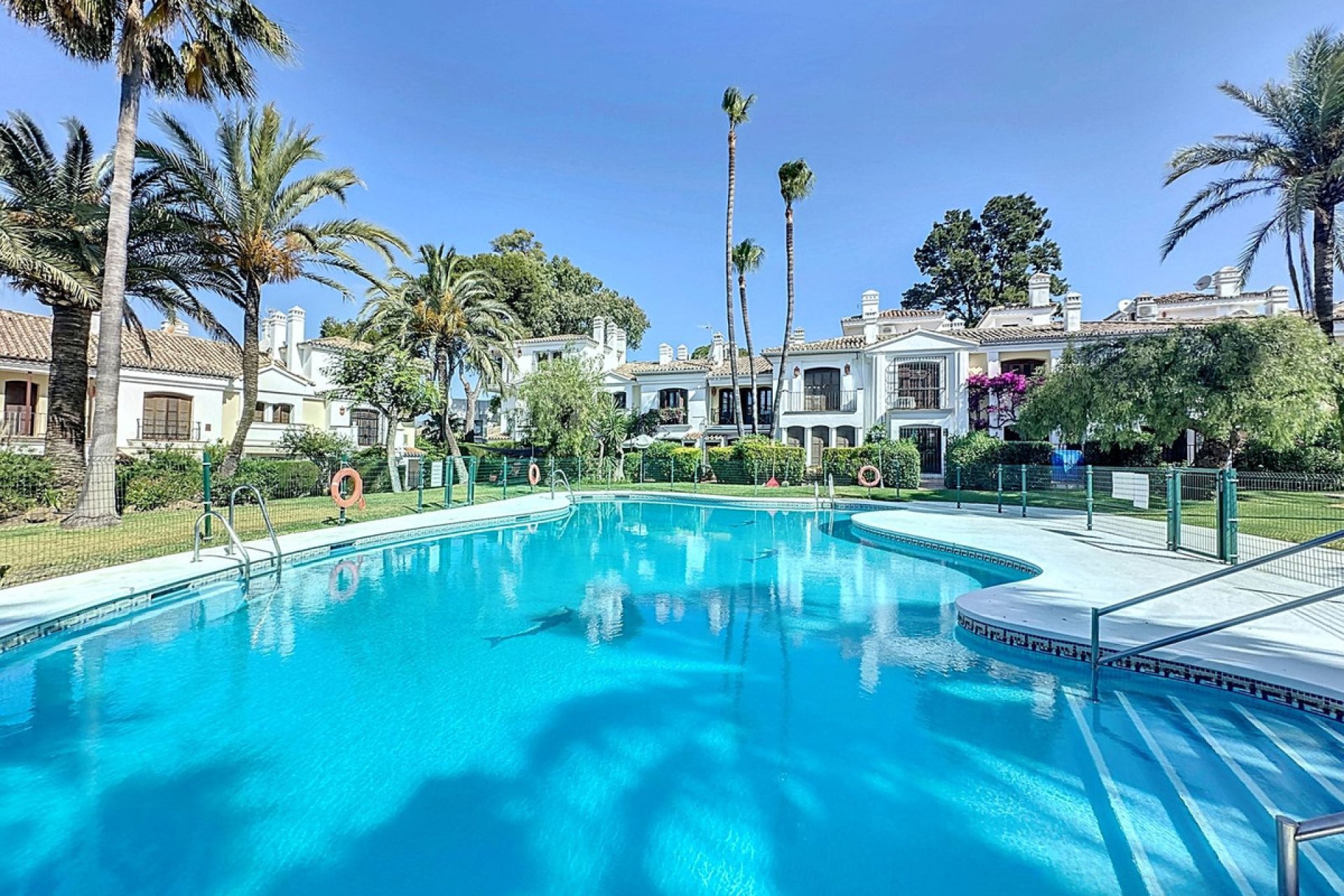 Reventa - House - Townhouse - Estepona - Estepona Centro