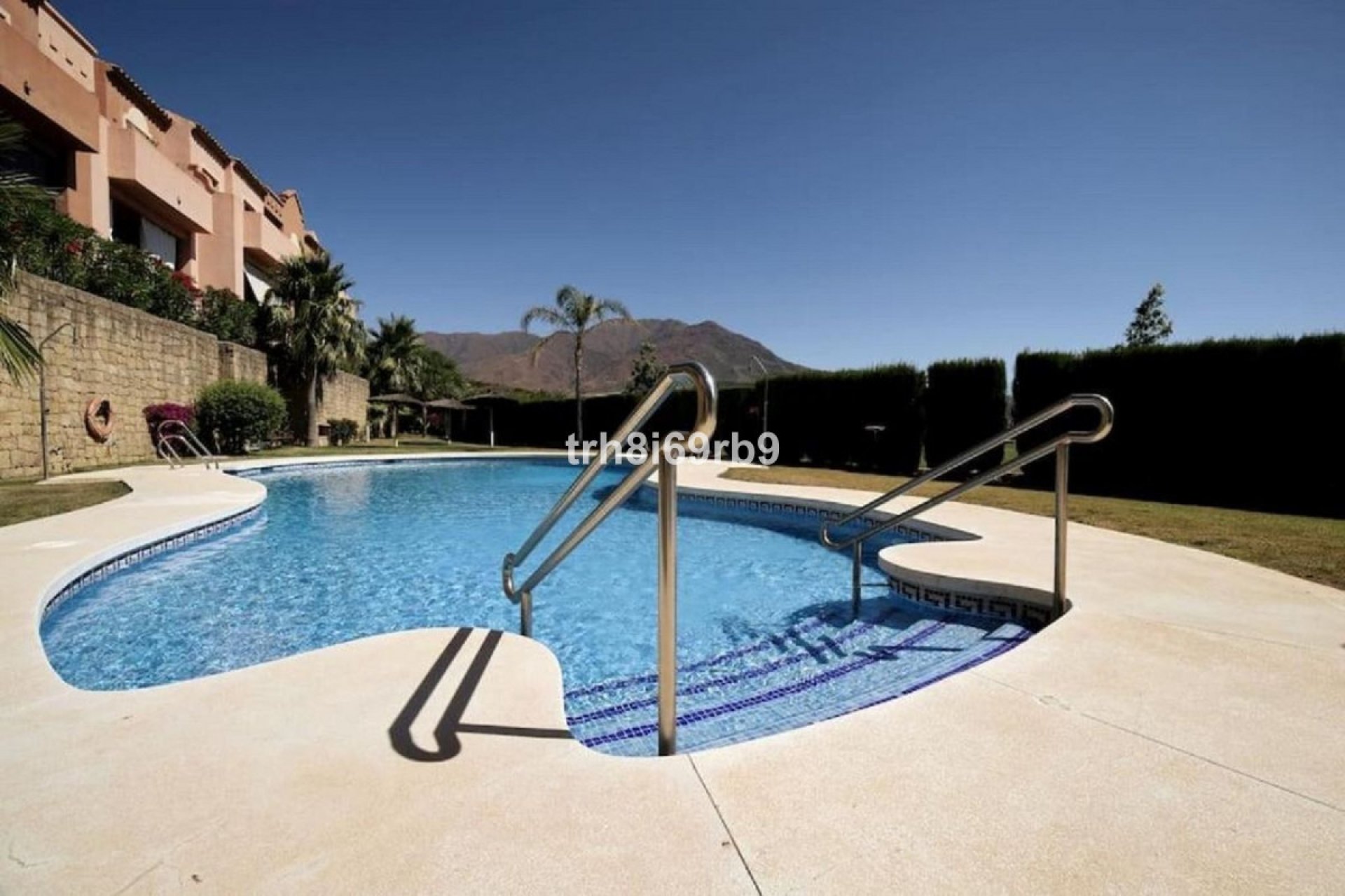 Reventa - House - Townhouse - Estepona - Estepona Centro