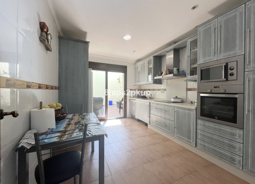 Reventa - House - Townhouse - Estepona - Estepona Centro