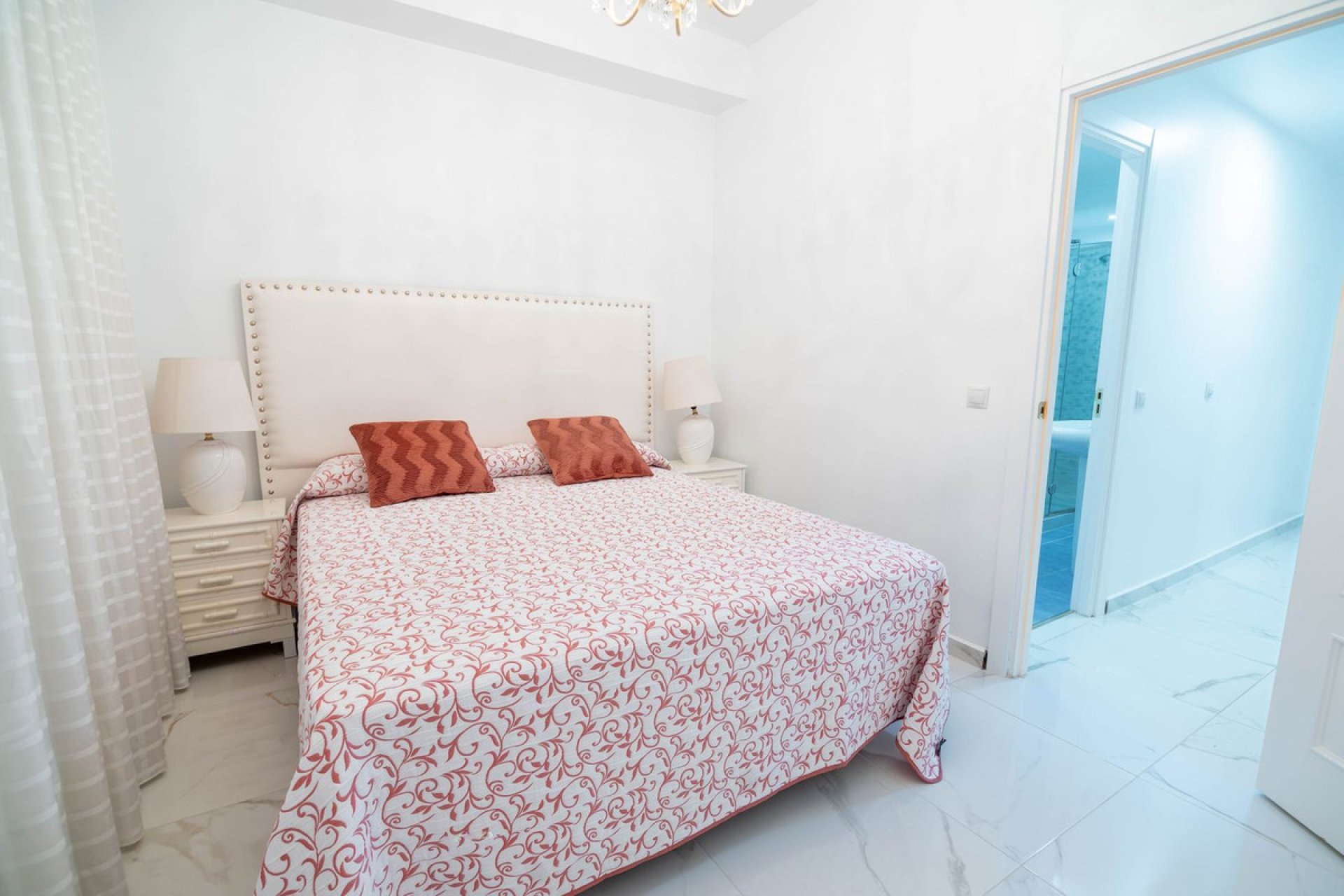 Reventa - House - Townhouse - Estepona - Estepona Centro