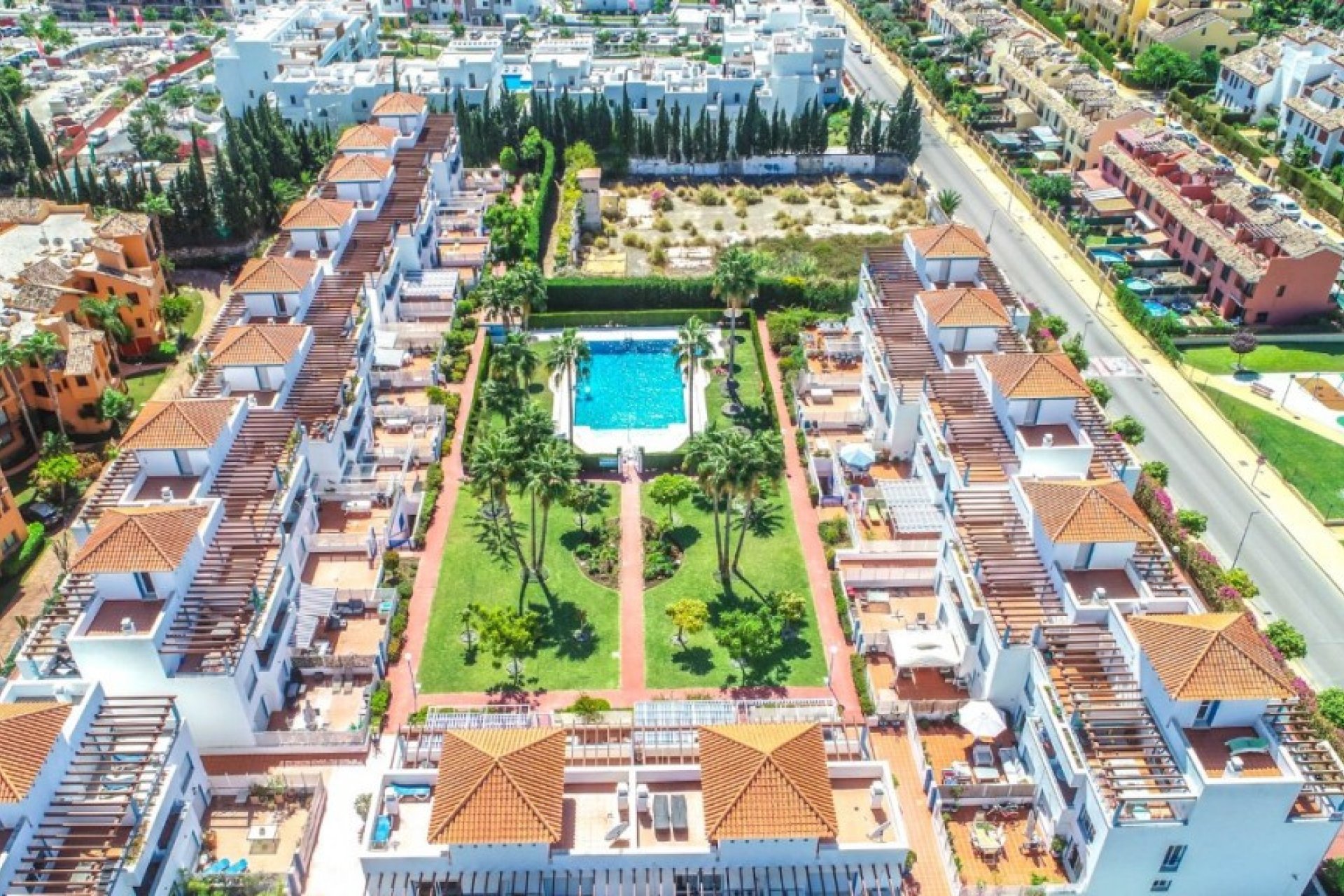 Reventa - House - Townhouse - Estepona - Estepona Centro