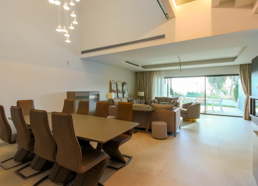 Reventa - House - Townhouse - Estepona - Estepona Centro