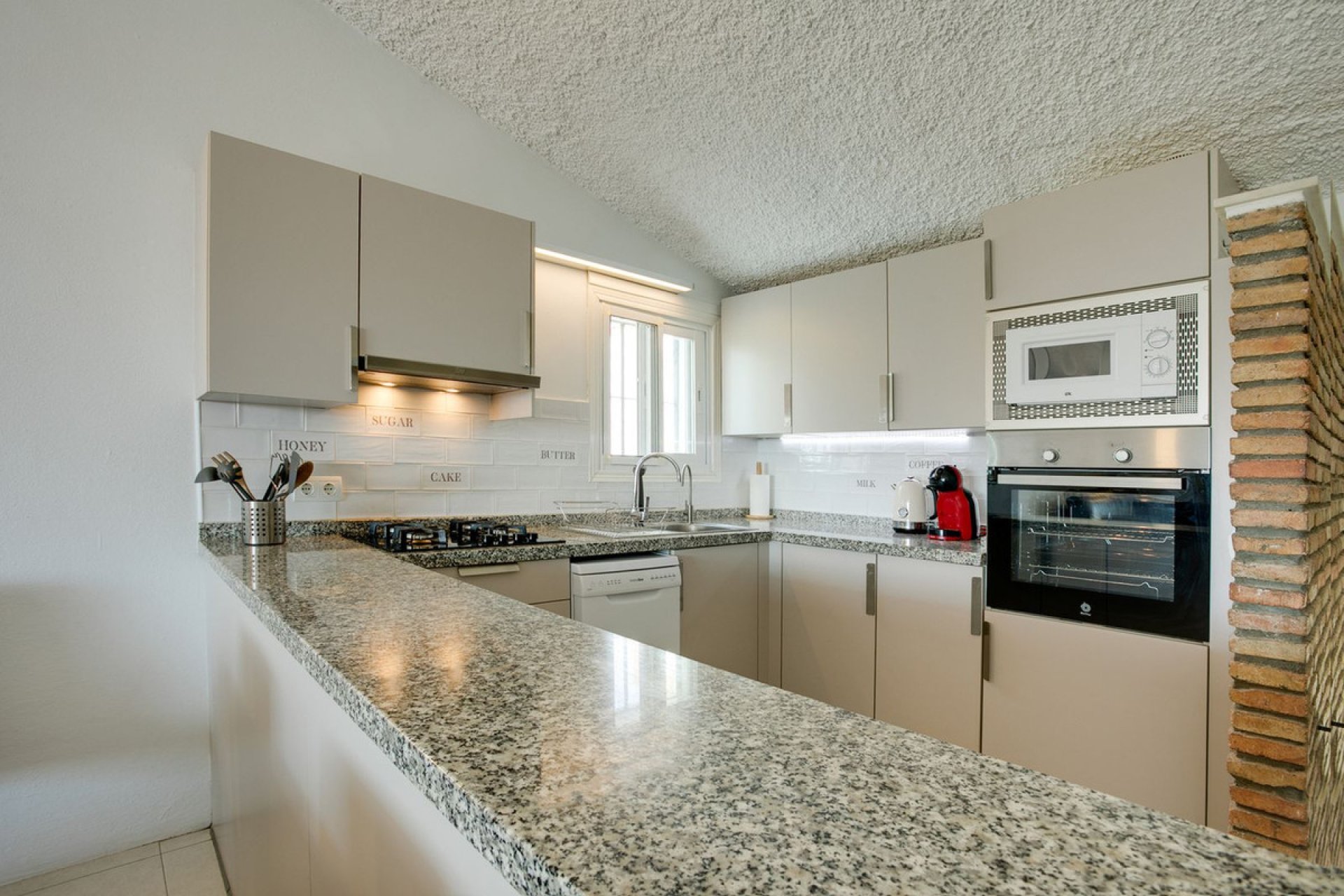 Reventa - House - Townhouse - Estepona - Estepona Centro