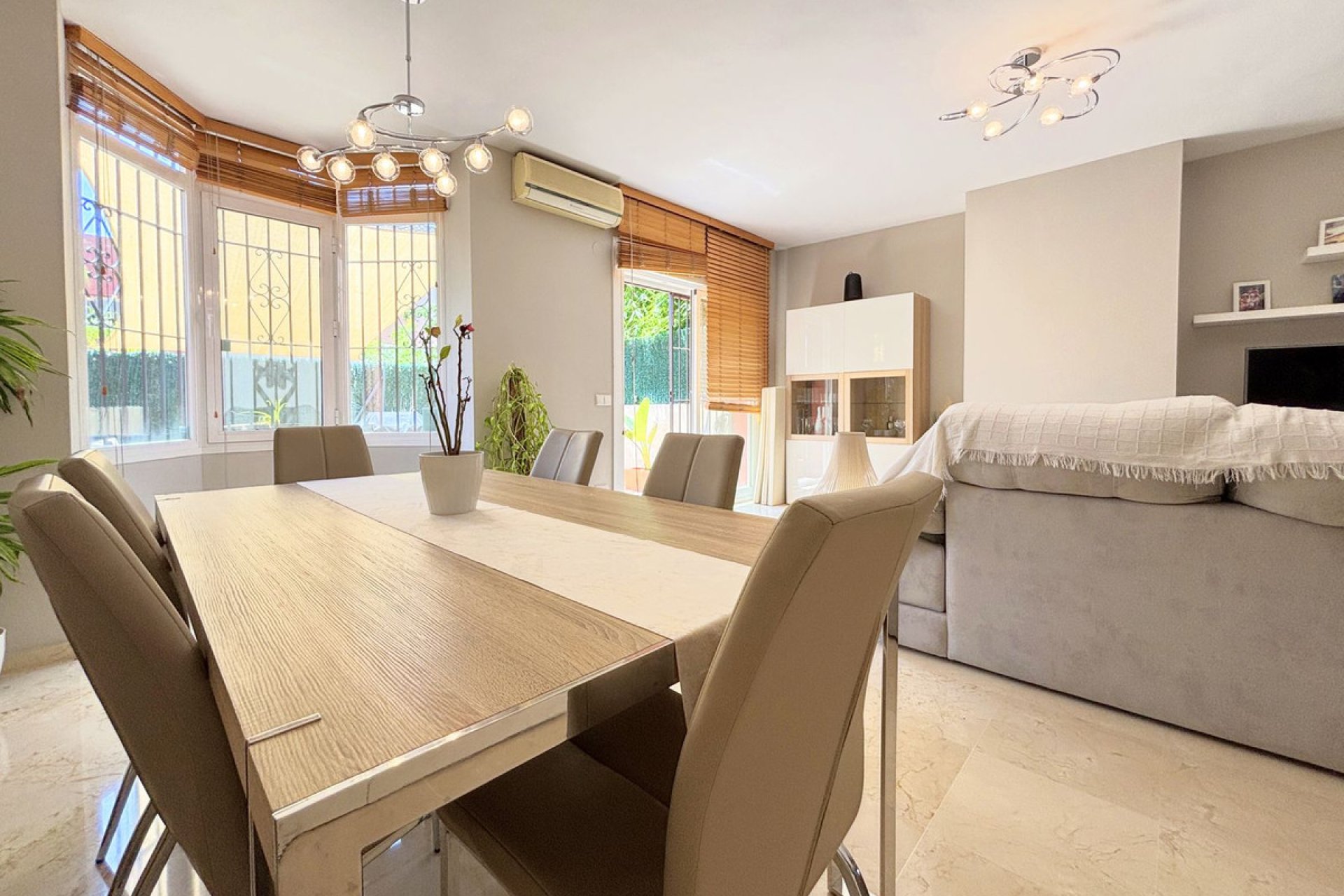 Reventa - House - Townhouse - Estepona - Estepona Centro