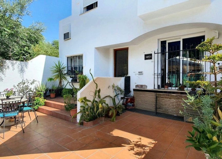 Reventa - House - Townhouse - Fuengirola - Fuengirola Centro