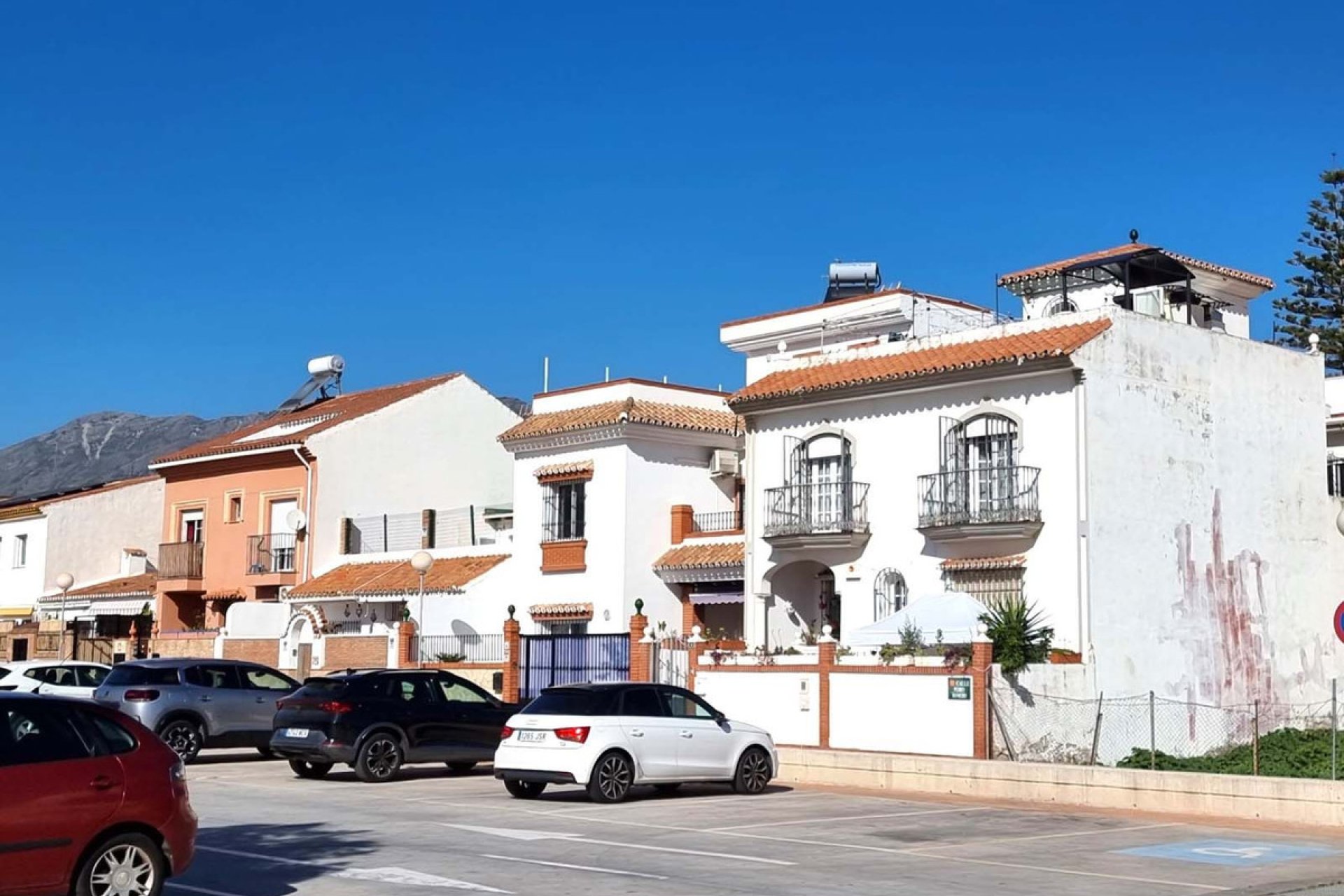 Reventa - House - Townhouse - Fuengirola - Fuengirola Centro