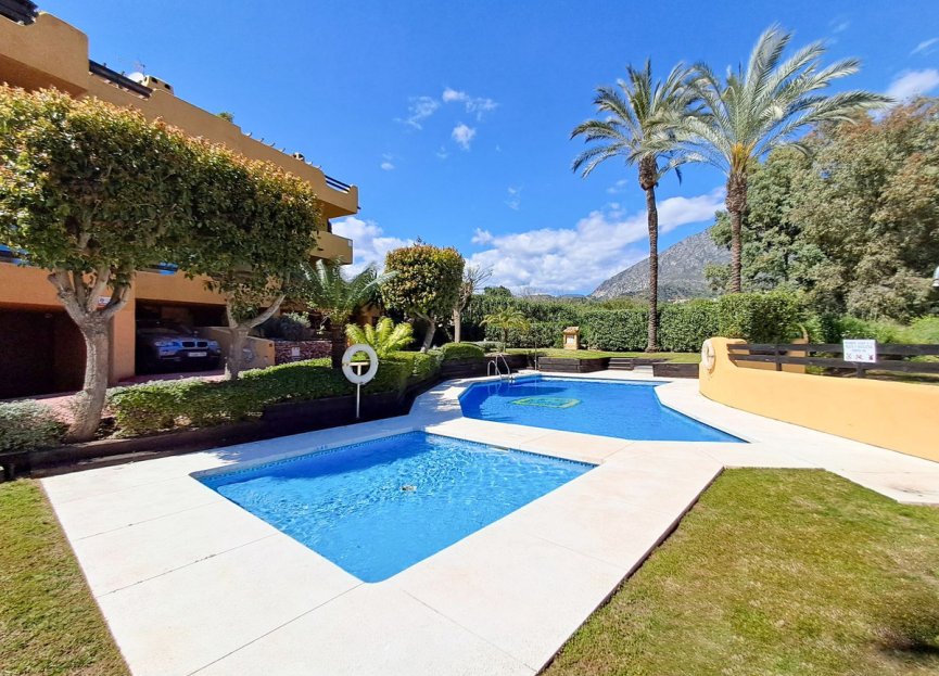 Reventa - House - Townhouse - Marbella - Nagüeles