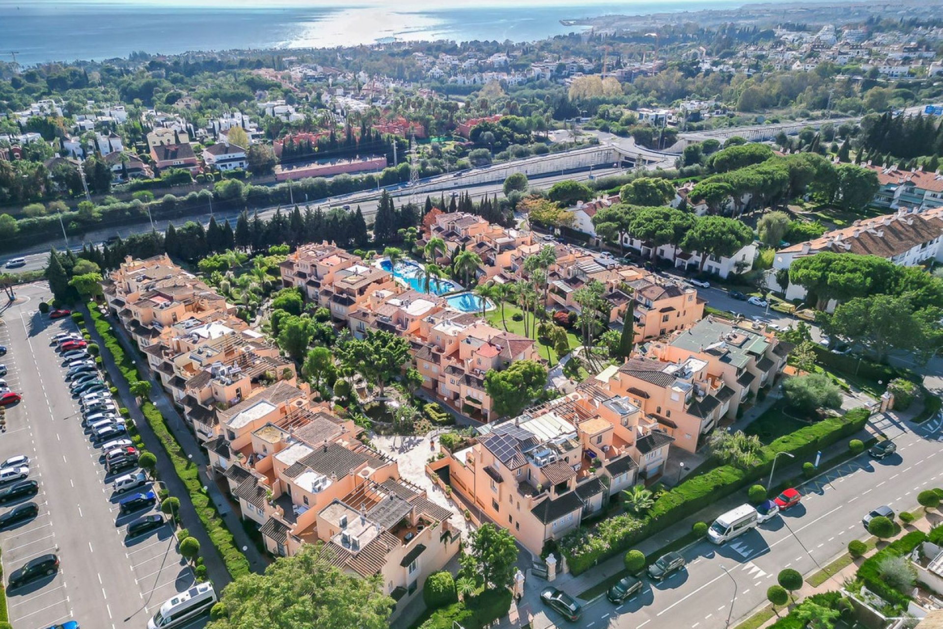 Reventa - House - Townhouse - Marbella - Nagüeles