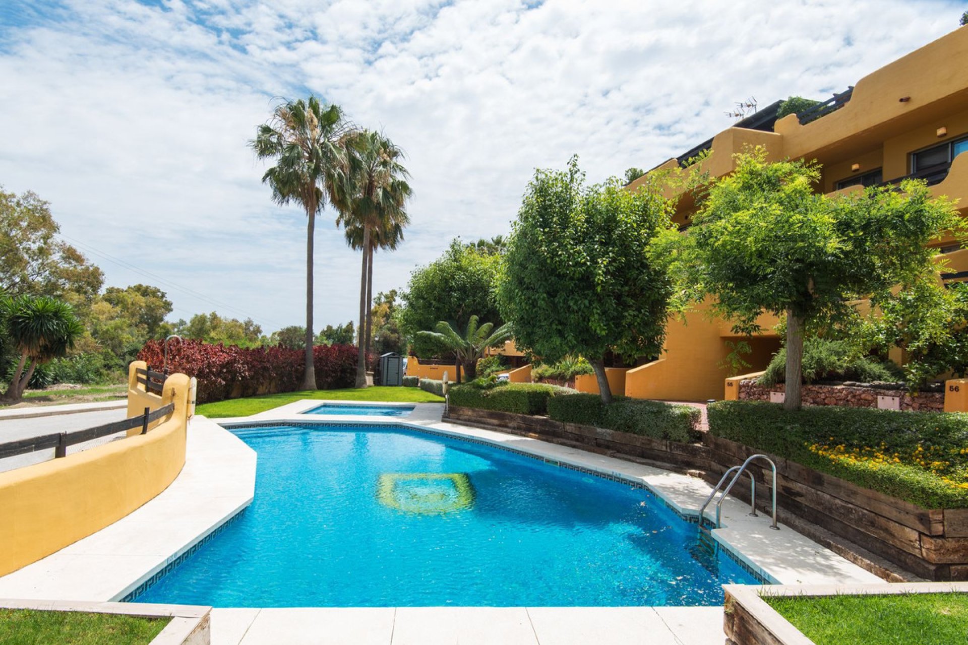 Reventa - House - Townhouse - Marbella - Nagüeles