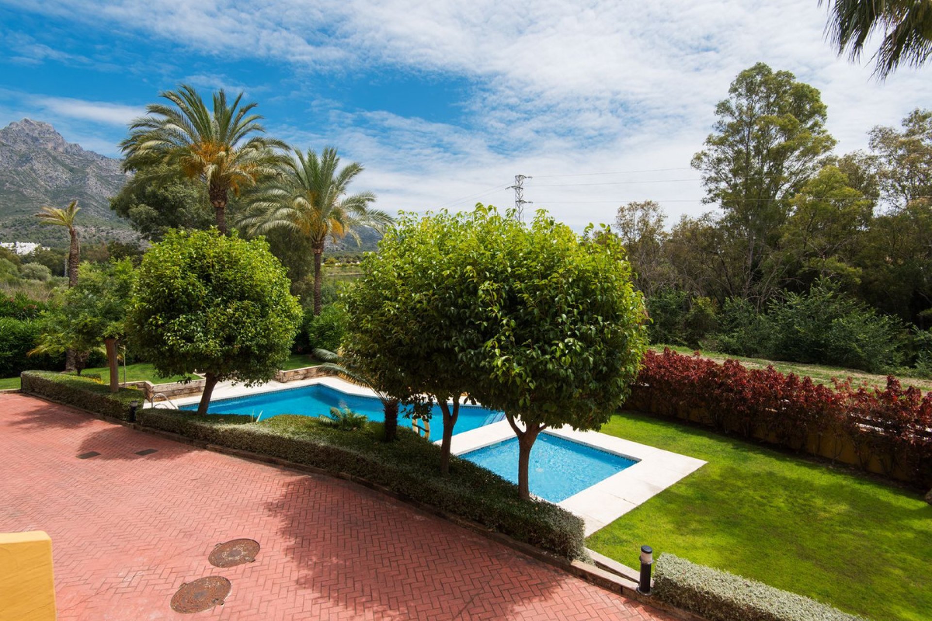 Reventa - House - Townhouse - Marbella - Nagüeles
