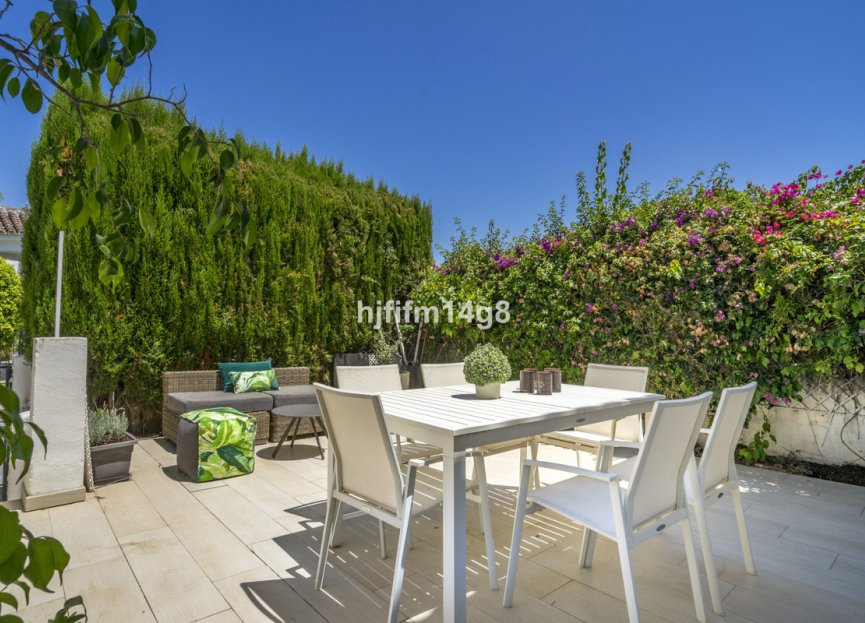 Reventa - House - Townhouse - Marbella - Nueva Andalucia