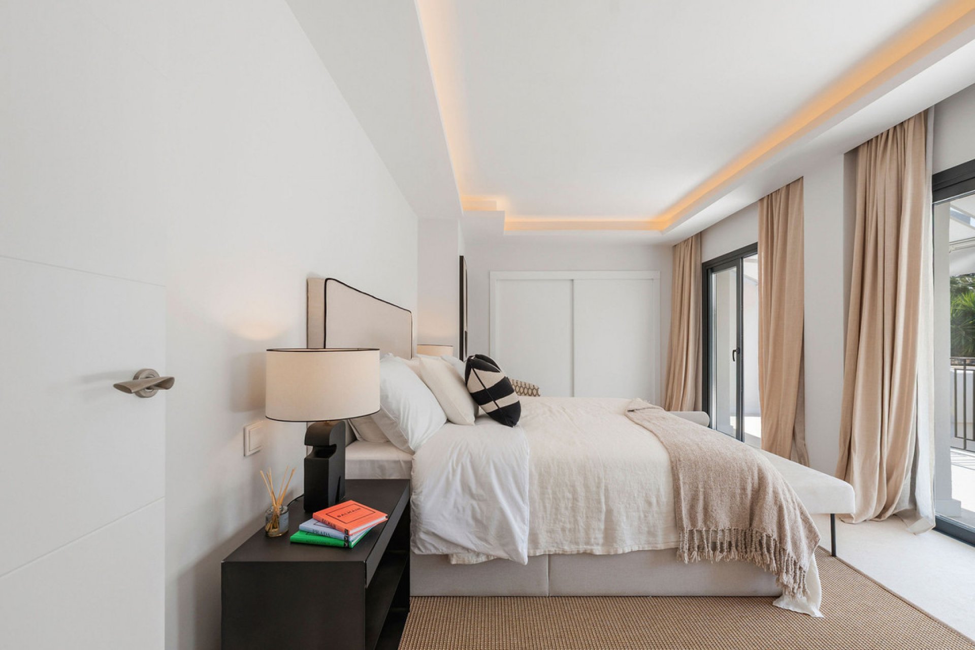 Reventa - House - Townhouse - Marbella - Nueva Andalucia