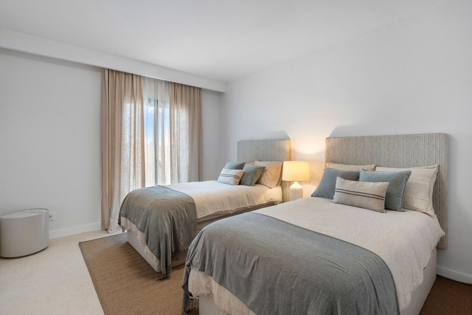 Reventa - House - Townhouse - Marbella - Nueva Andalucia