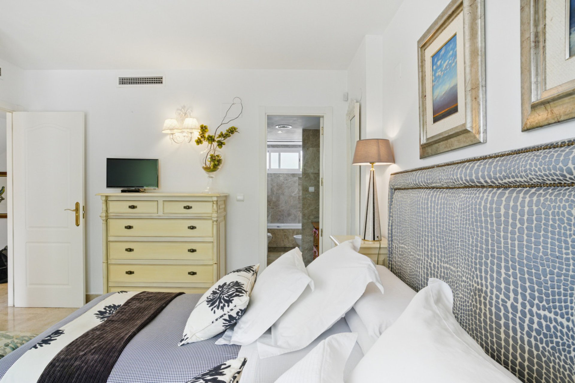 Reventa - House - Townhouse - Marbella - Nueva Andalucia