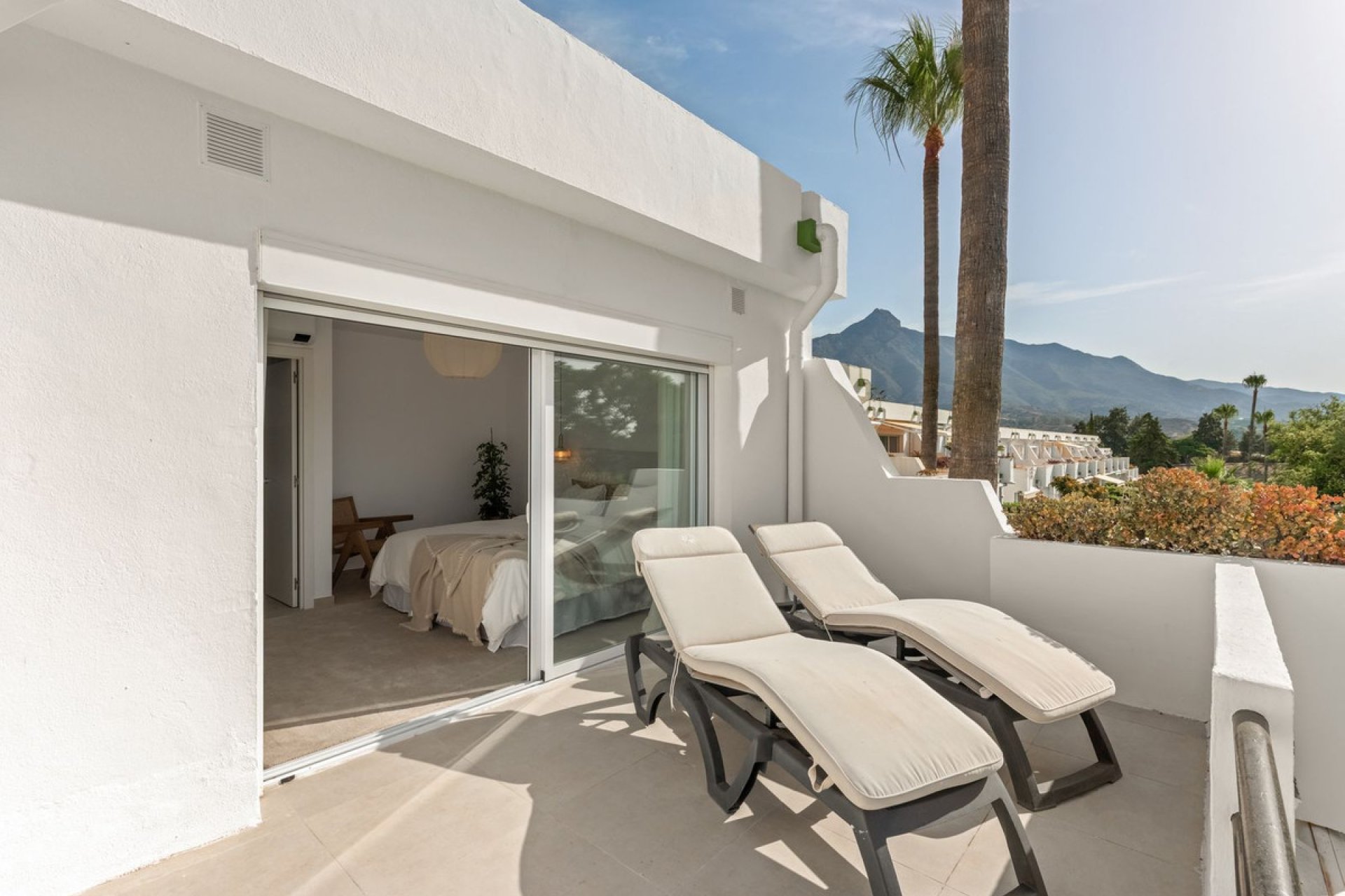 Reventa - House - Townhouse - Marbella - Nueva Andalucia